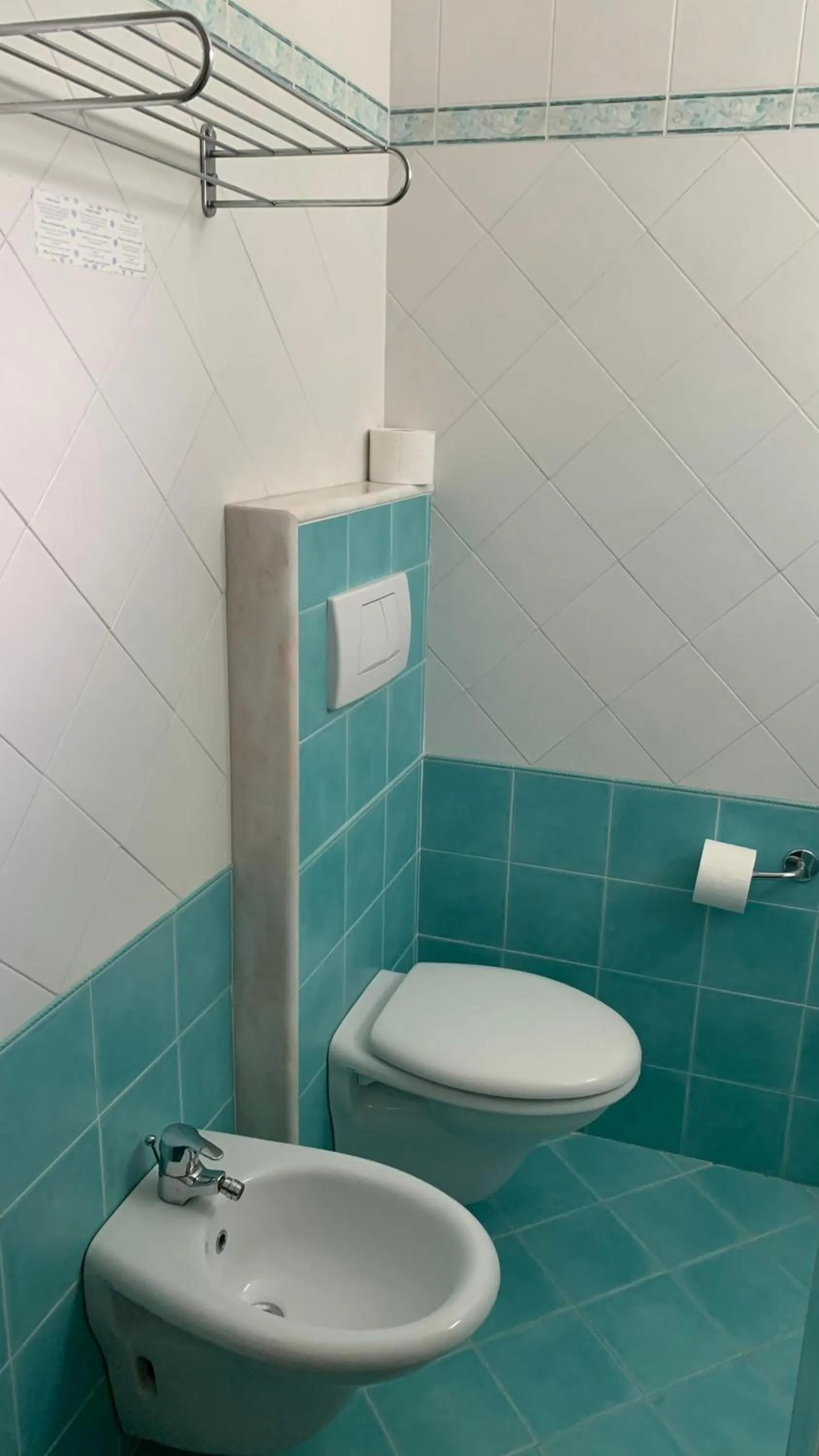 Bathroom in Hotel Poker