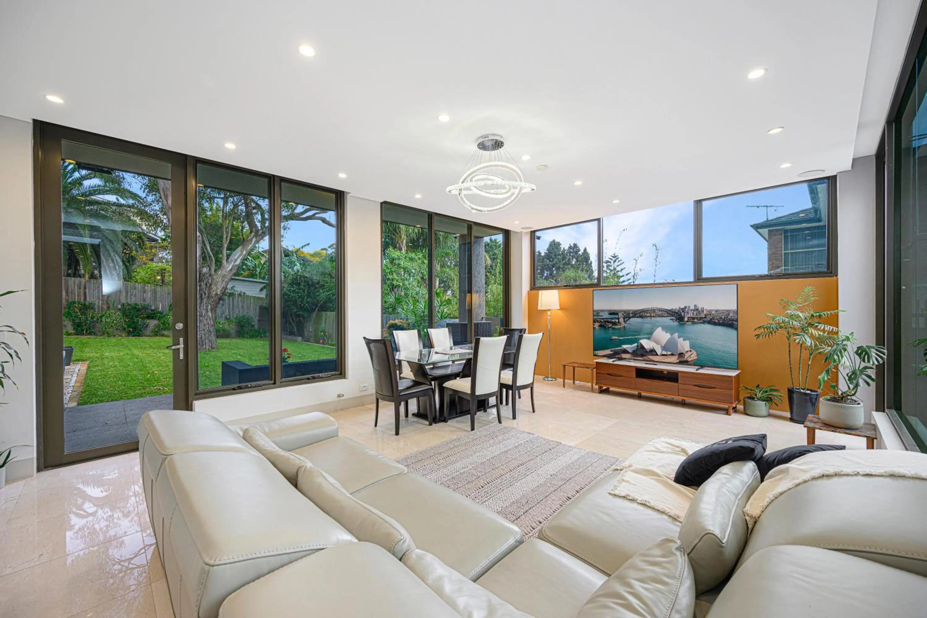 Putney Brand New Luxury House Pool & Waterview
