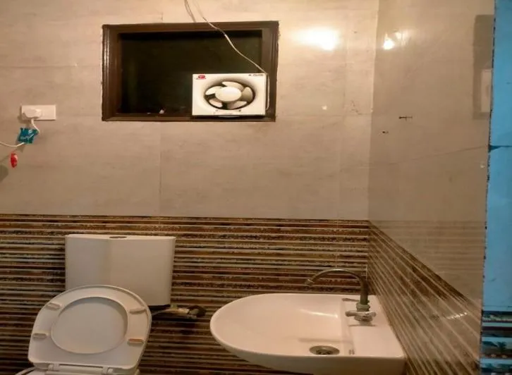 Bathroom in Krishna Cottage, Vrindavan