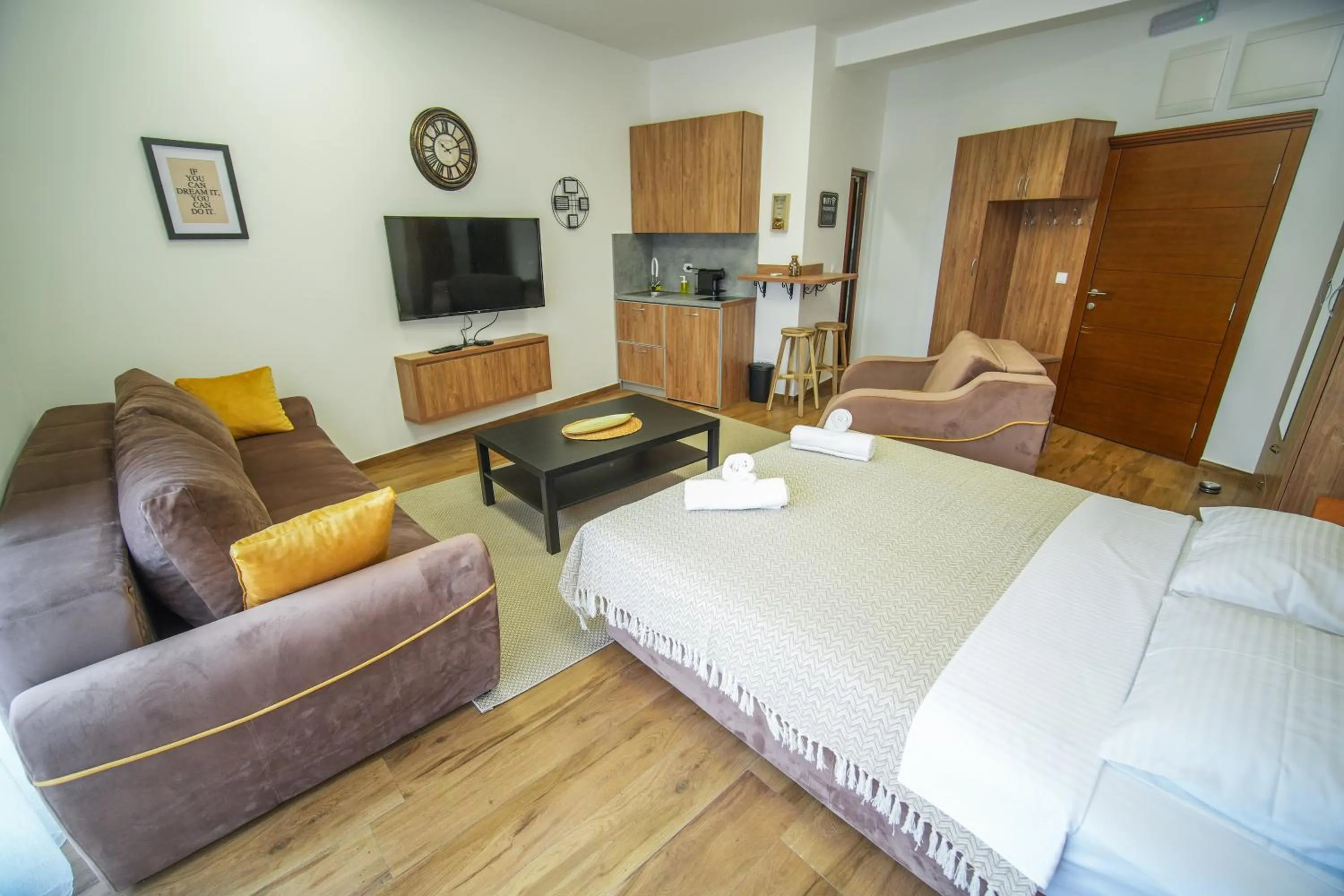 Bedroom, Bed in PRENOCISTE SOLE