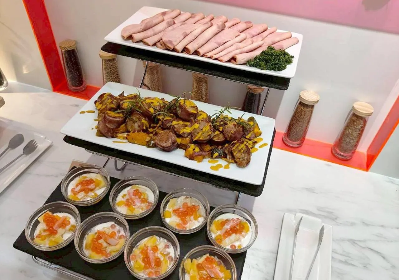 Restaurant/places to eat in IF漫旅館 IF Motel