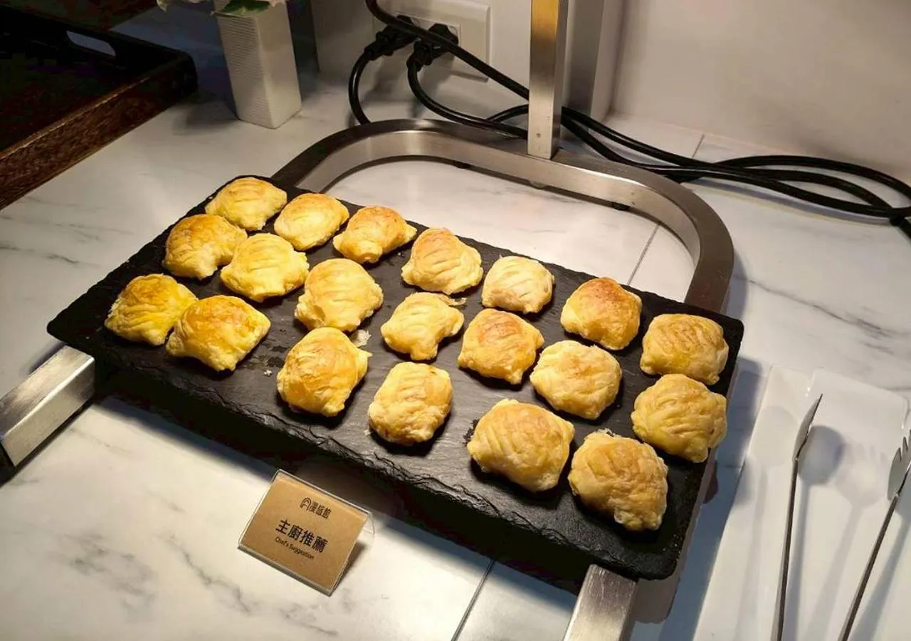 Restaurant/places to eat in IF漫旅館 IF Motel