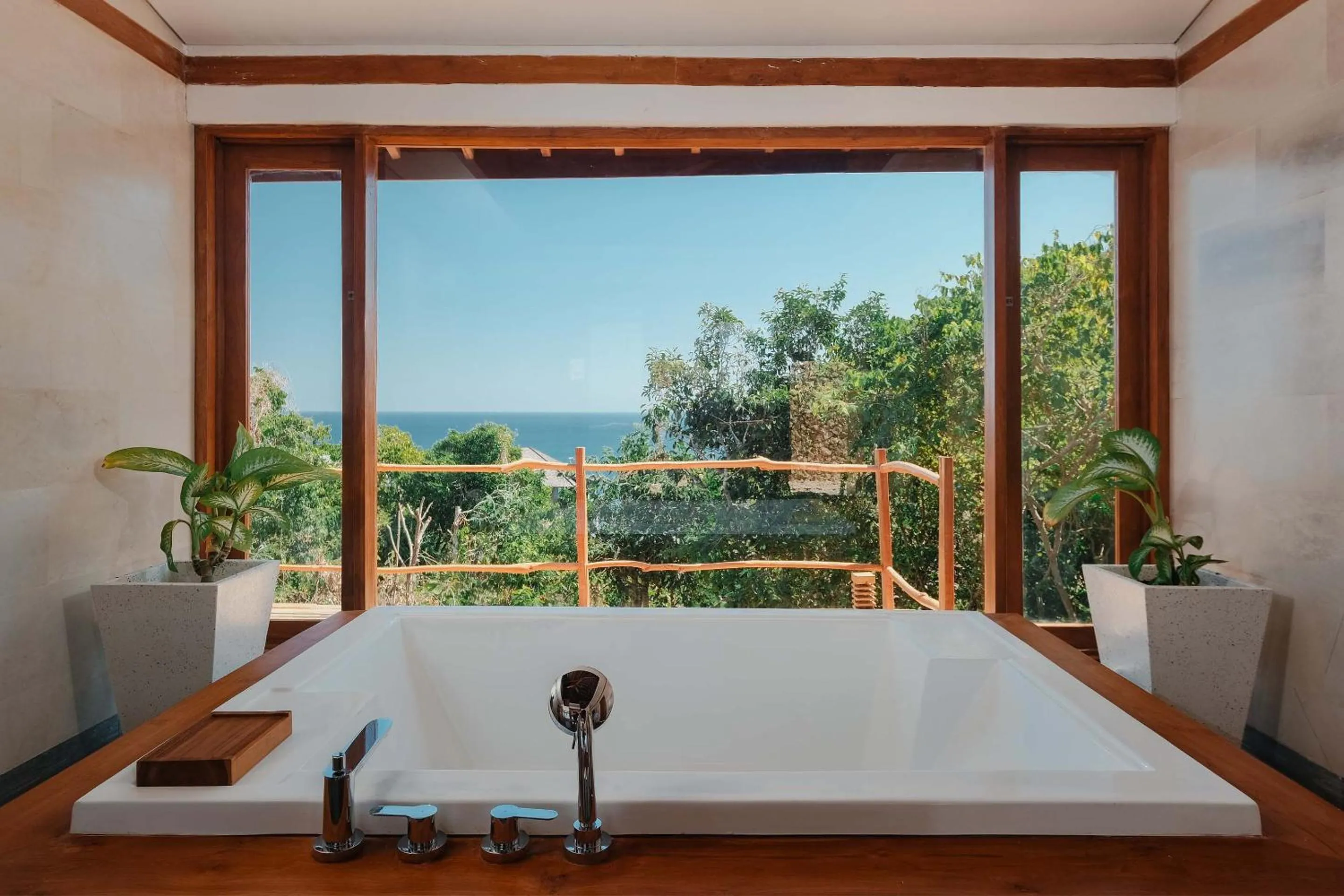 Bath in TUNAK Resort Lombok