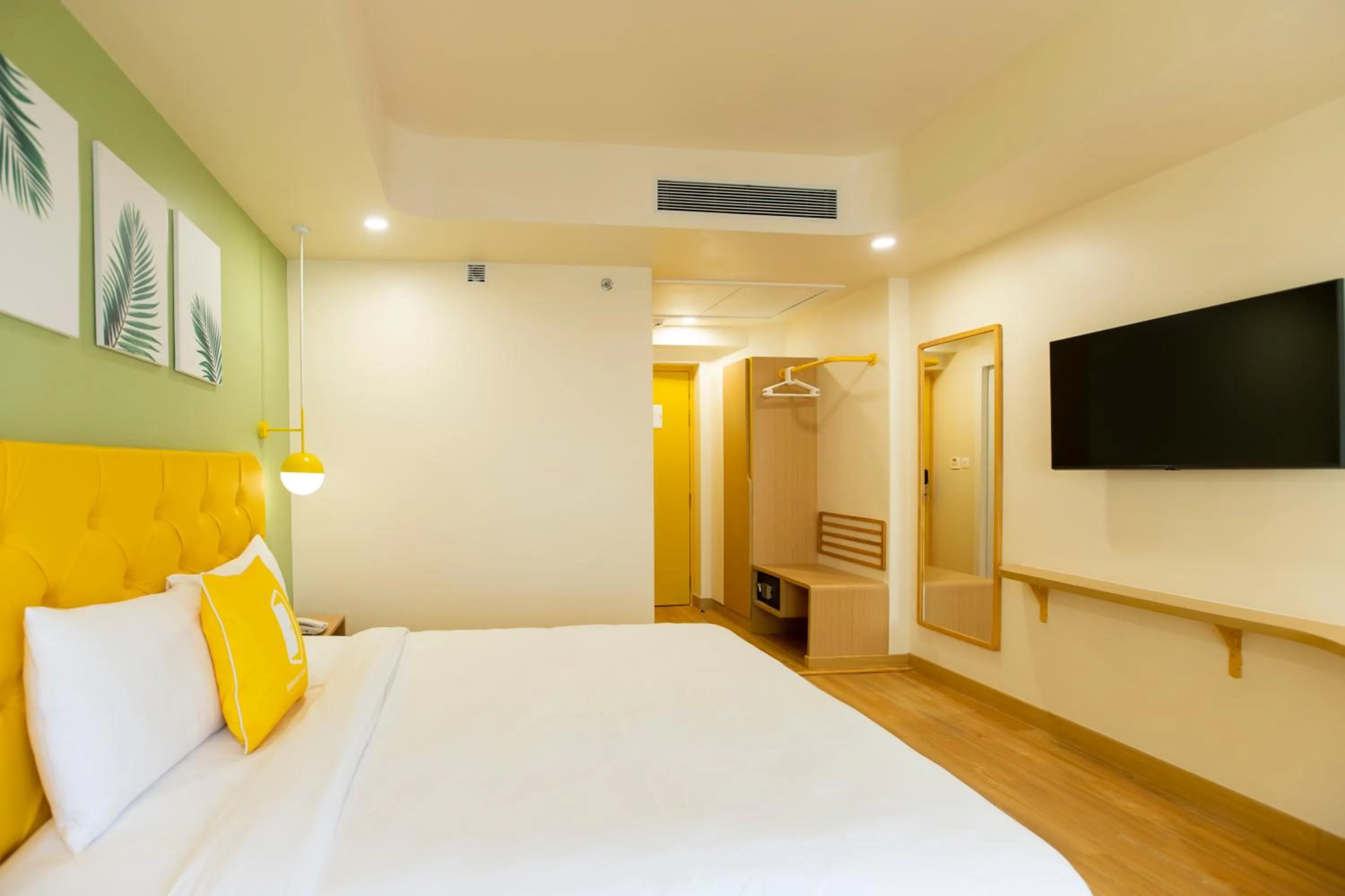 Bed in Bloom Hub l Guindy