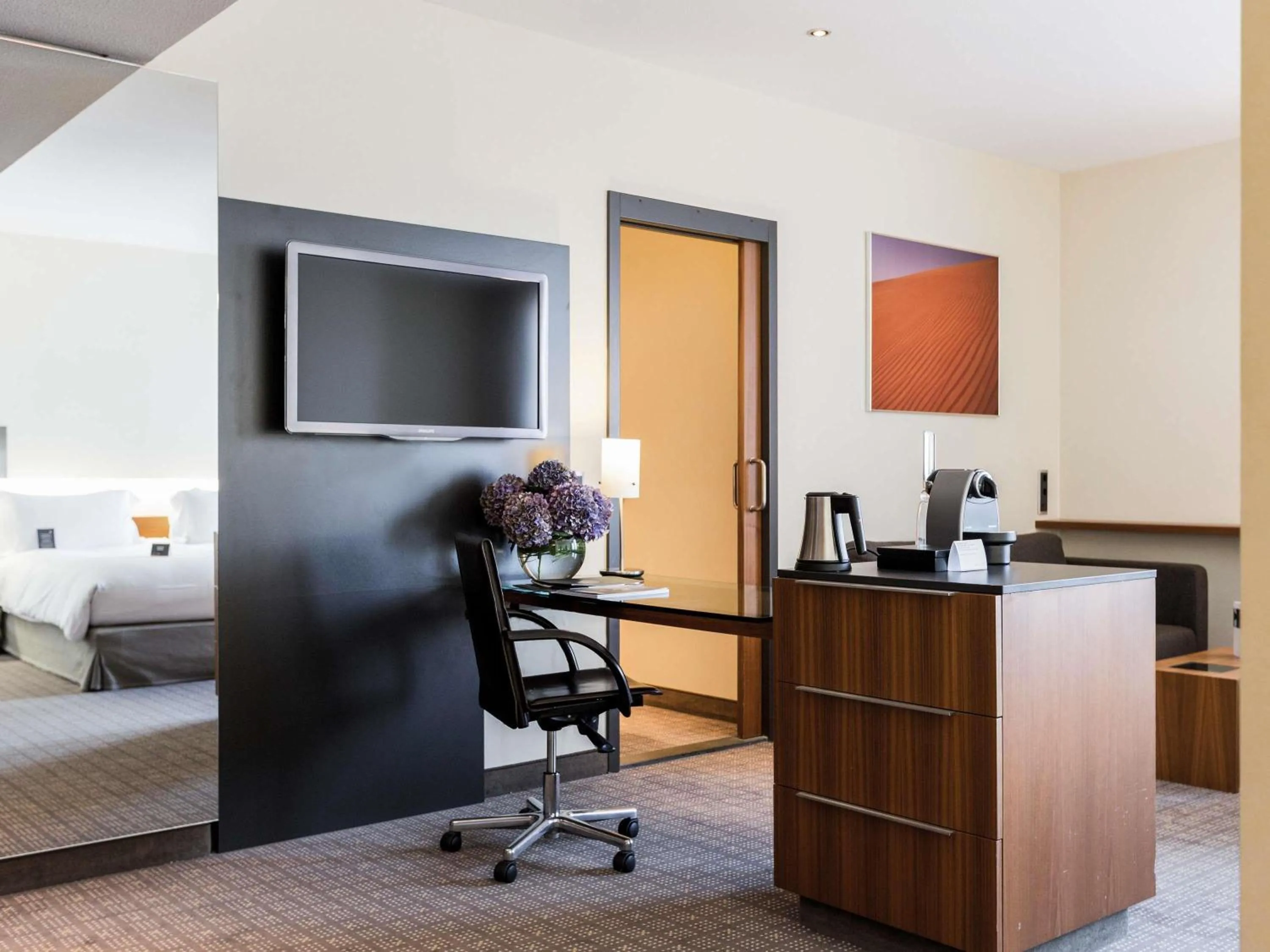 Bedroom, Bed in Pullman Eindhoven Cocagne