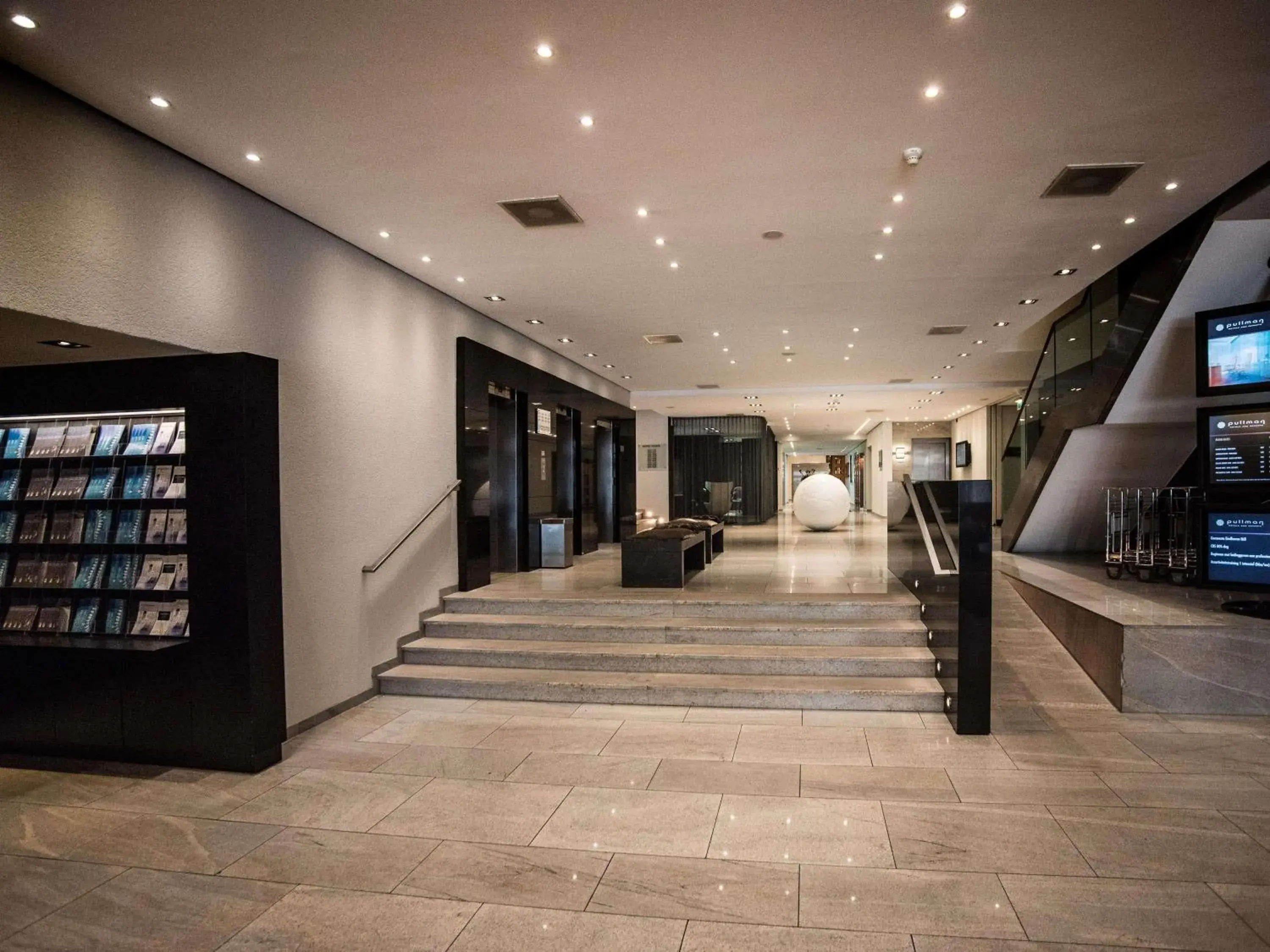 Property building in Pullman Eindhoven Cocagne Property building in Pullman Eindhoven Cocagne