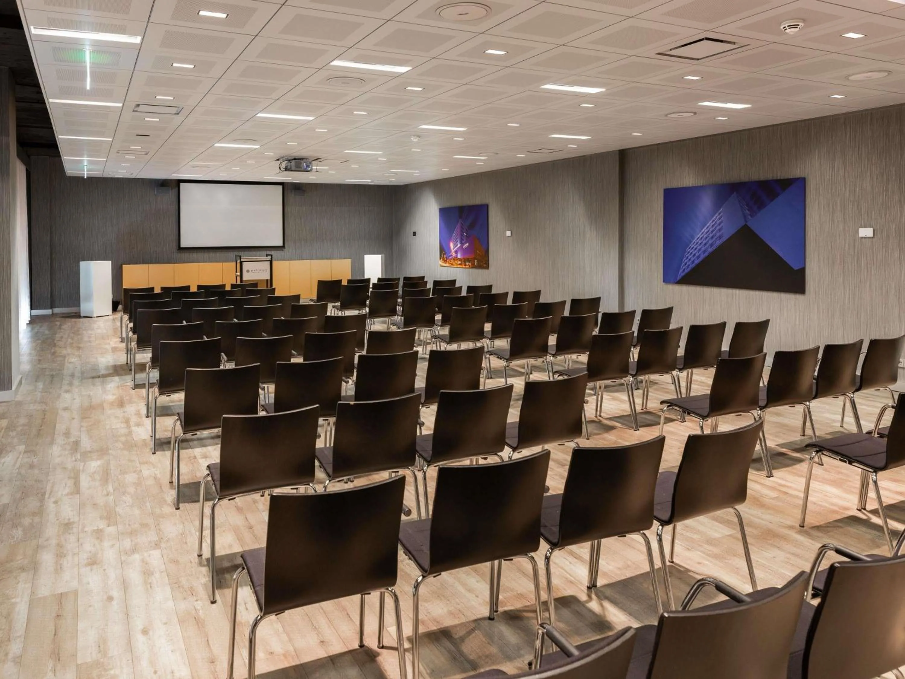 Meeting/conference room in Pullman Eindhoven Cocagne