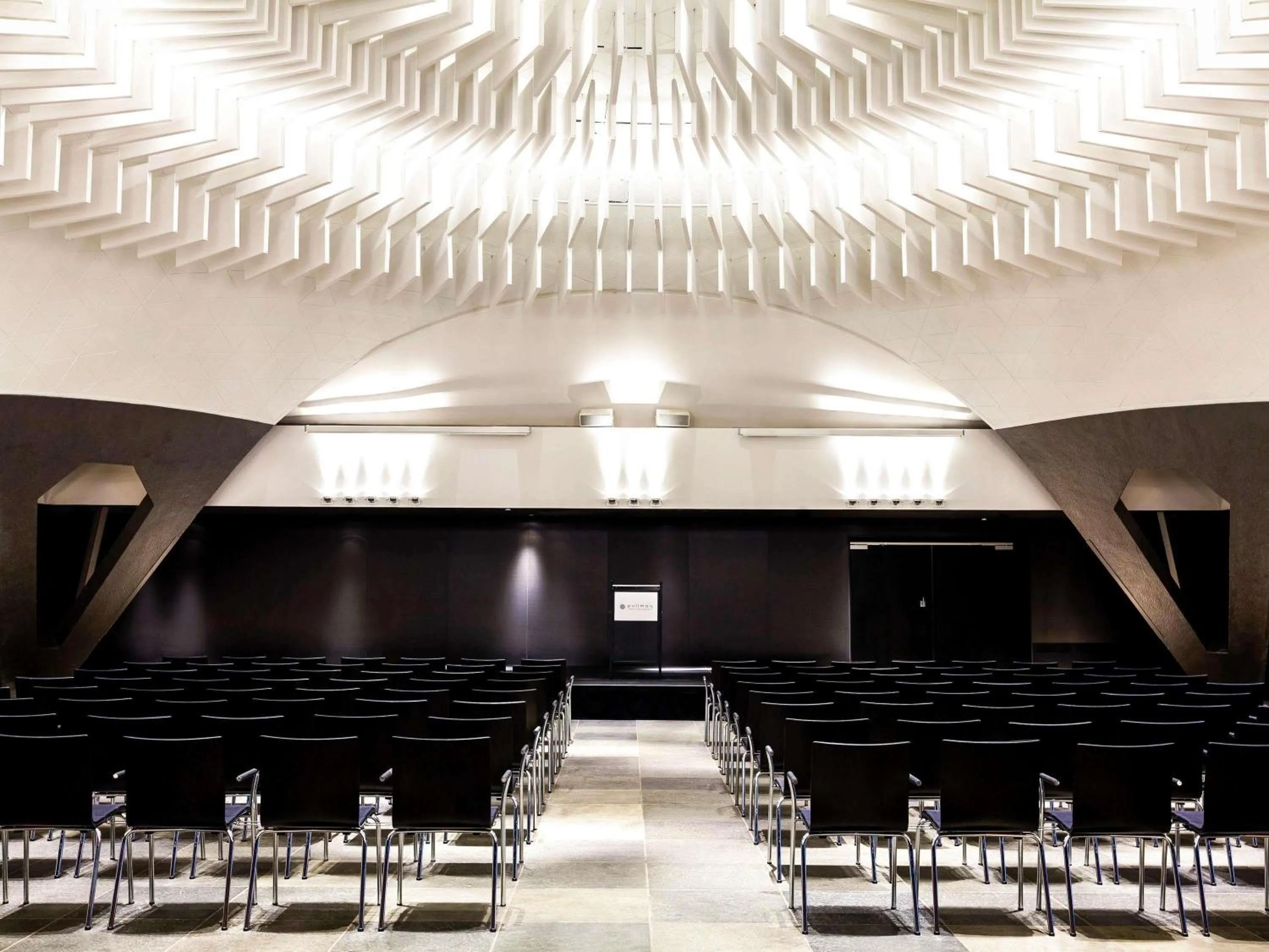 Meeting/conference room in Pullman Eindhoven Cocagne