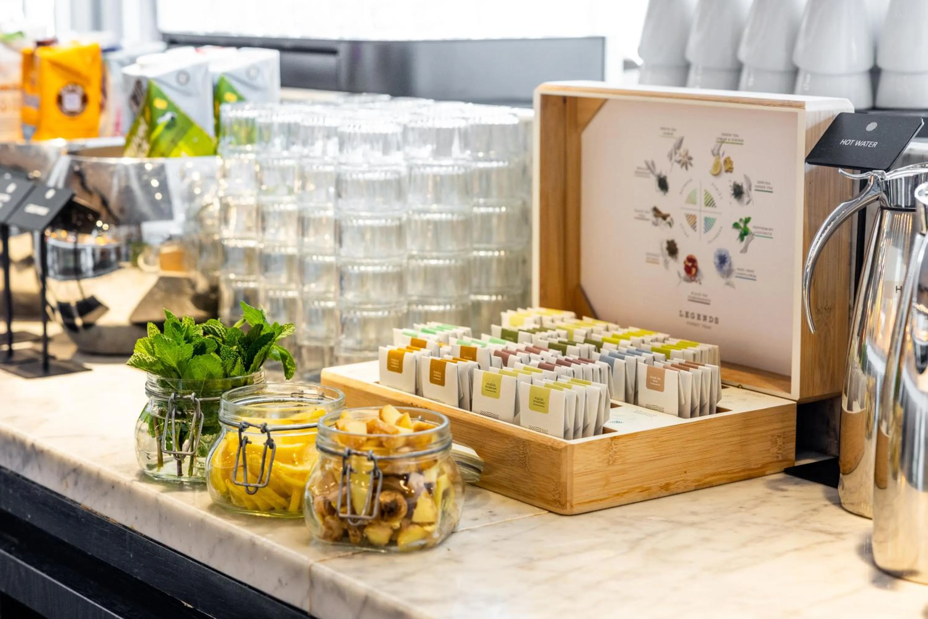 Restaurant/places to eat in Pullman Eindhoven Cocagne