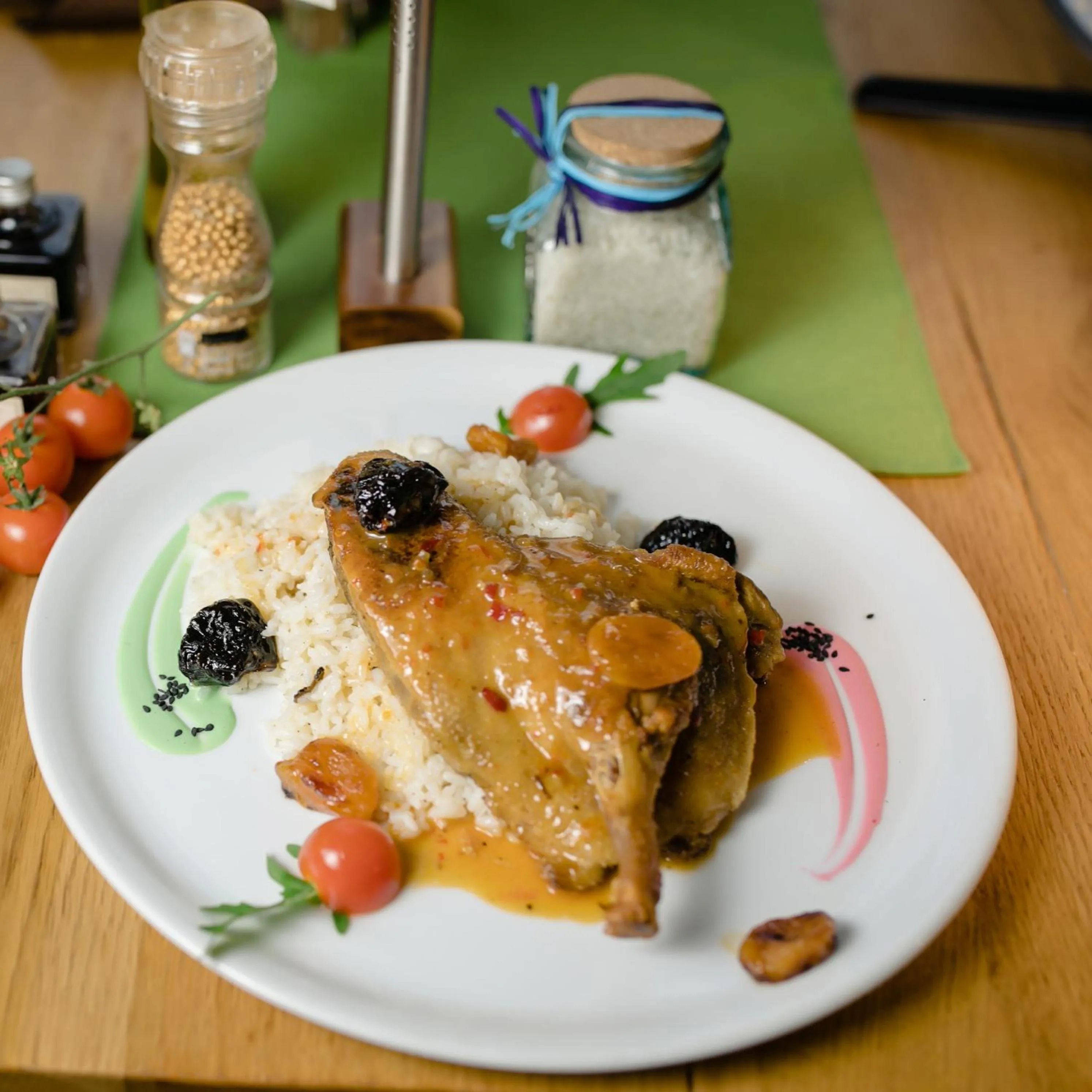 Restaurant/places to eat in Pensiune Restaurant Flamingo
