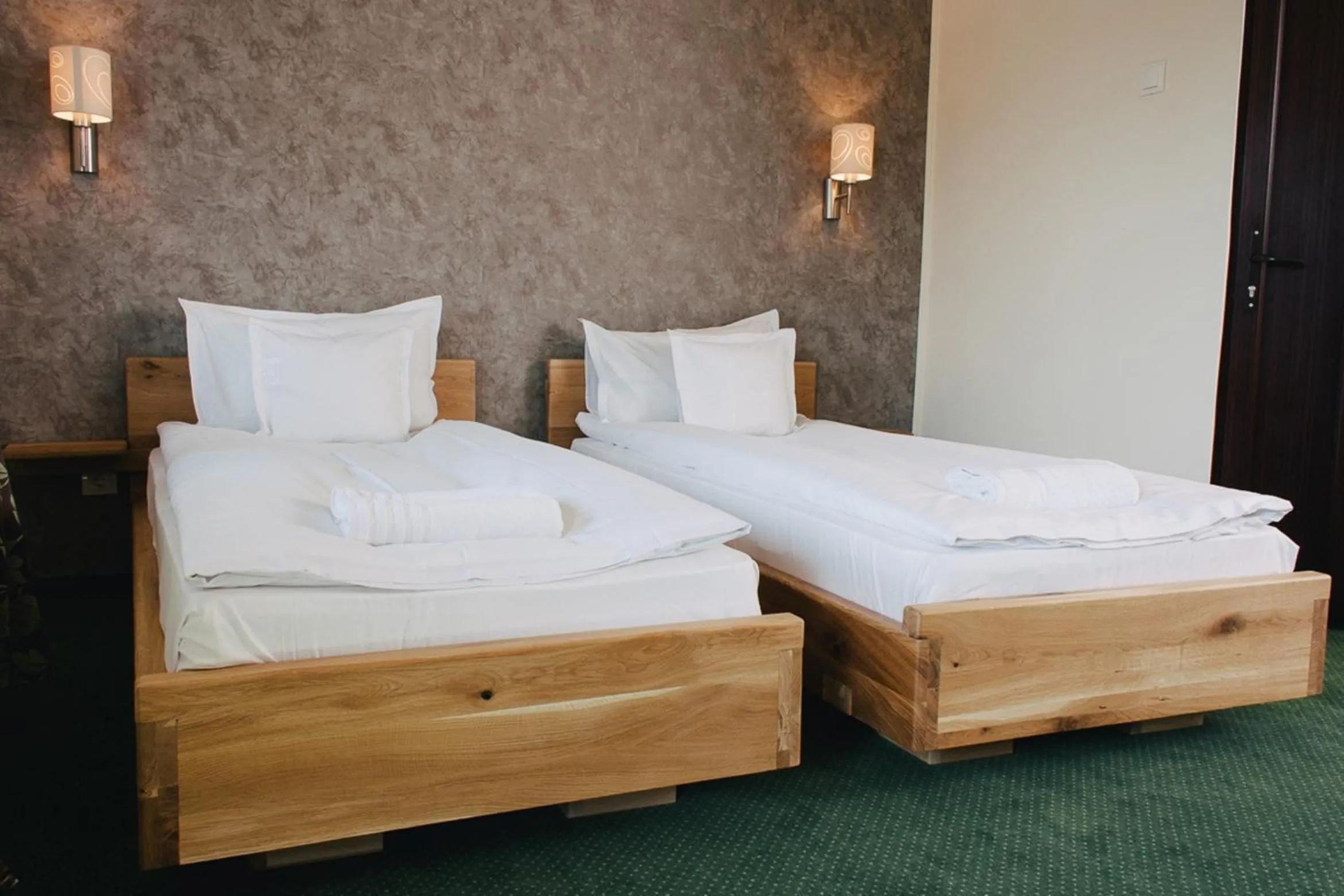 Photo of the whole room, Bed in Pensiune Restaurant Flamingo