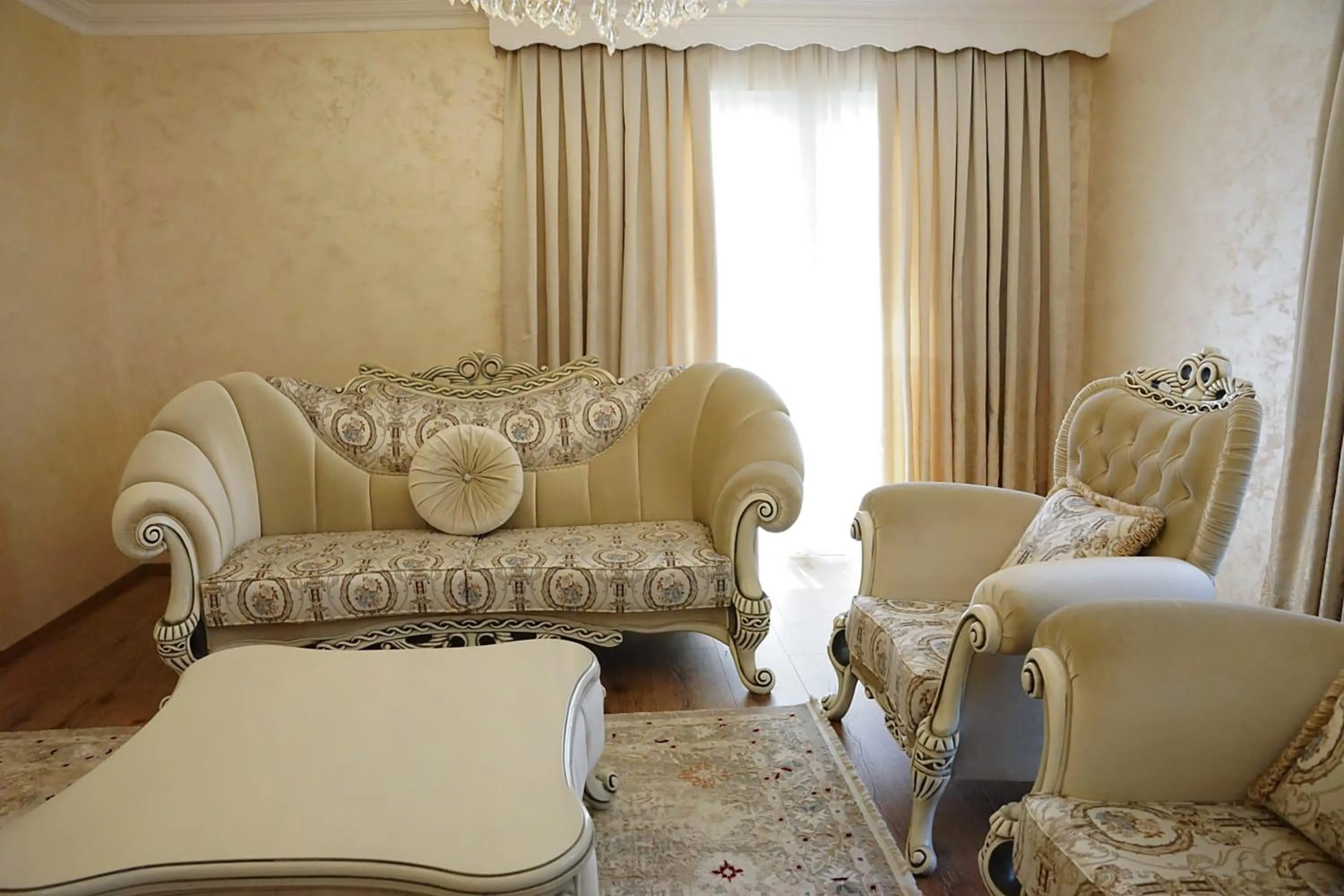 Living room in Hotel Eiffel