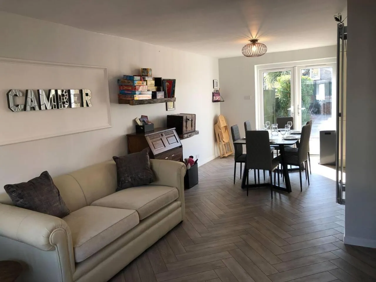 3 Bed House - Sleeps 6 - Garden - Parking - Wifi