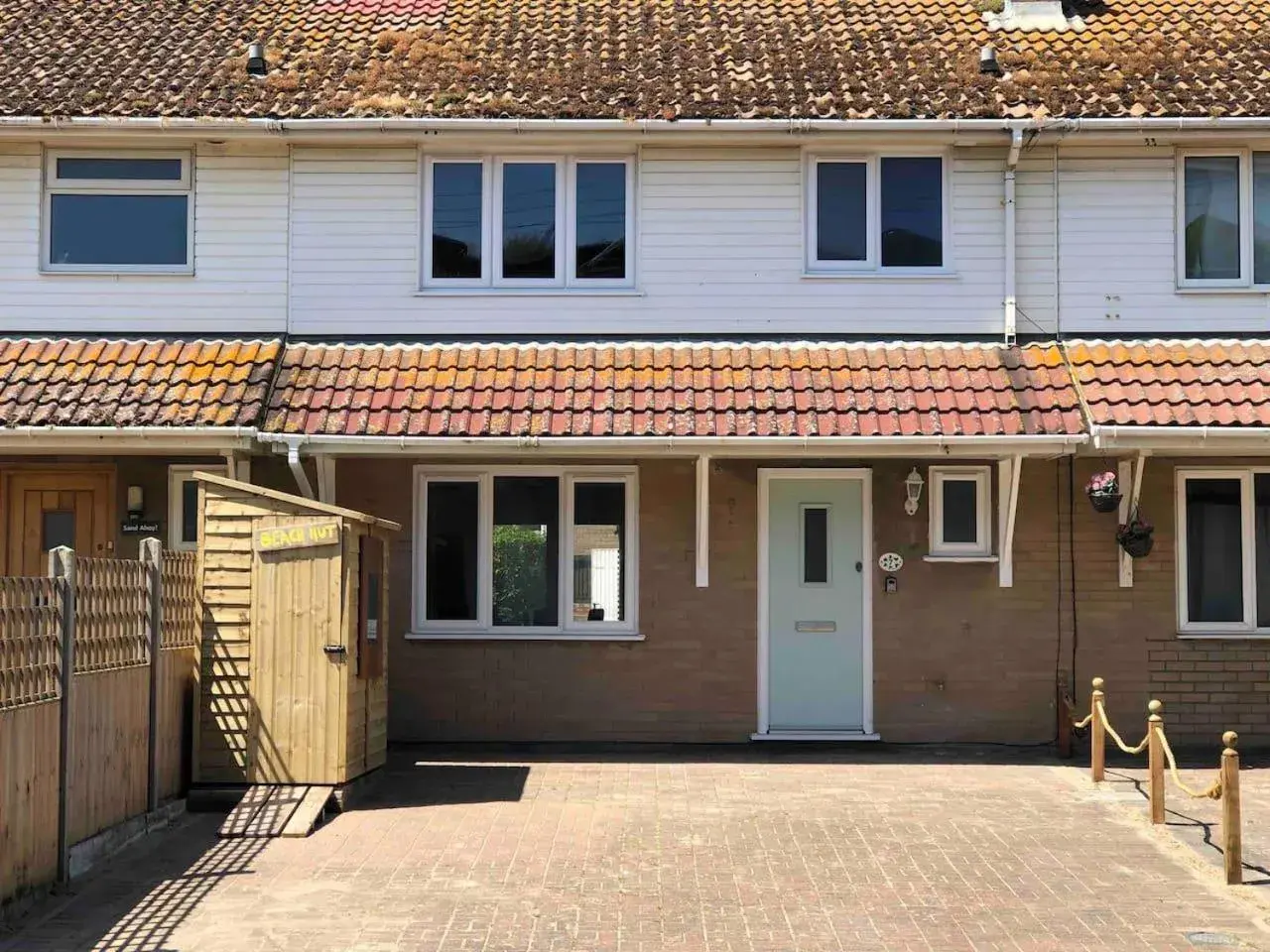 3 Bed House - Sleeps 6 - Garden - Parking - Wifi 3 Bed House - Sleeps 6 - Garden - Parking - Wifi
