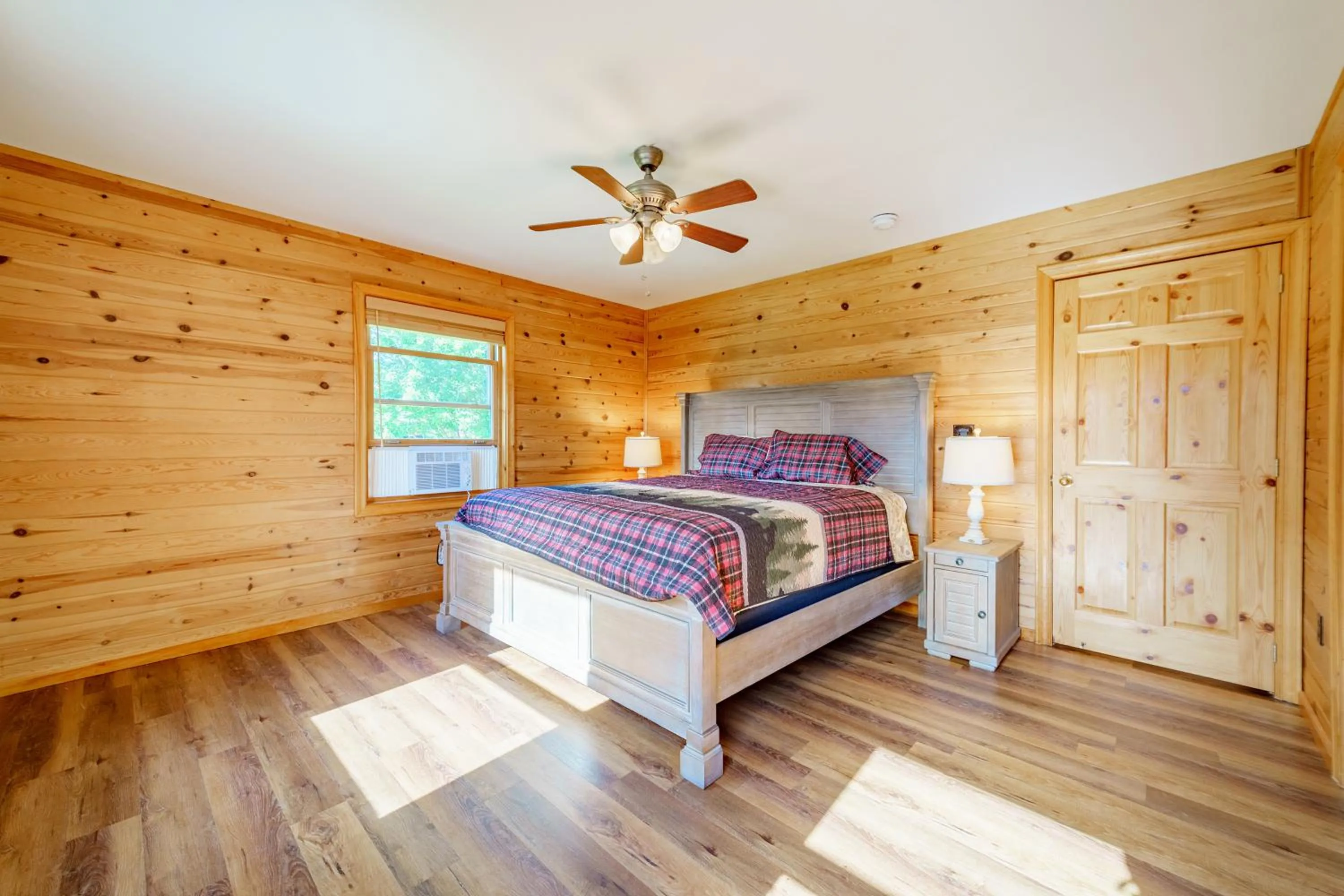 Bed in Adirondack Alpine Cabin with Hot Tub, Near Whiteface, Lake Placid, Game Rm, Fenced Yard, Views