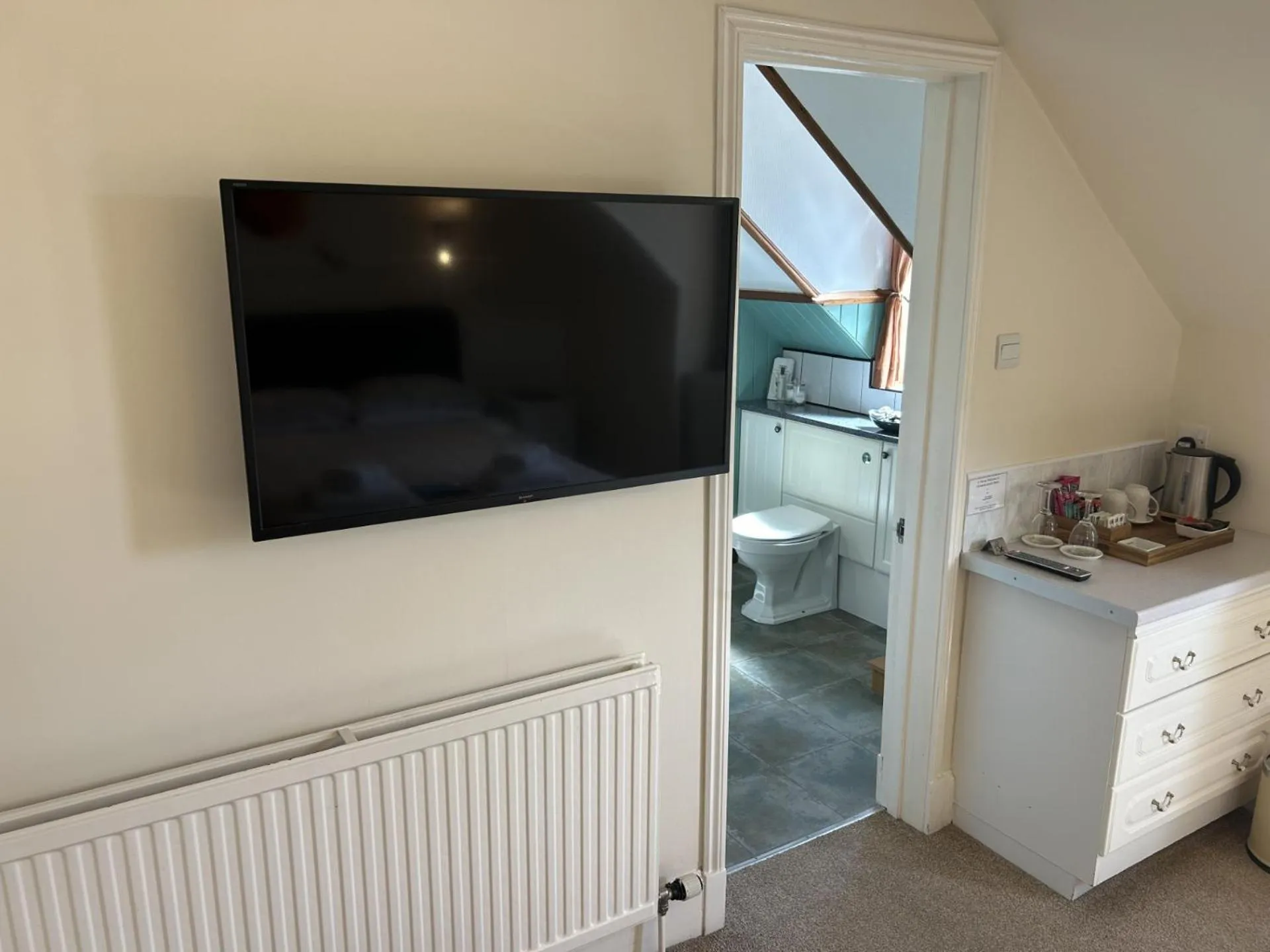 Toilet in Corunna Bed & Breakfast and Corunna Cottage