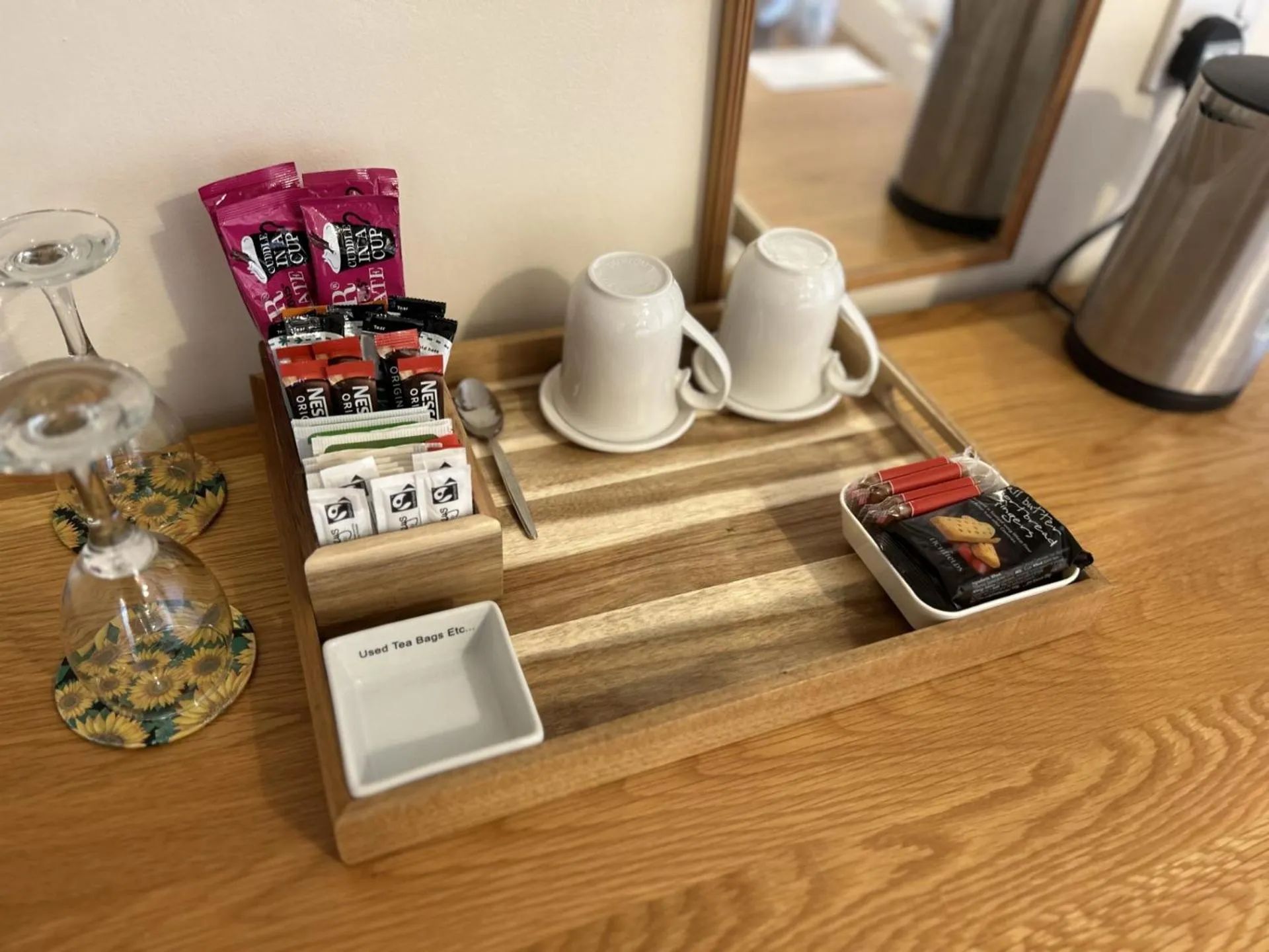 Coffee/tea facilities in Corunna Bed & Breakfast and Corunna Cottage