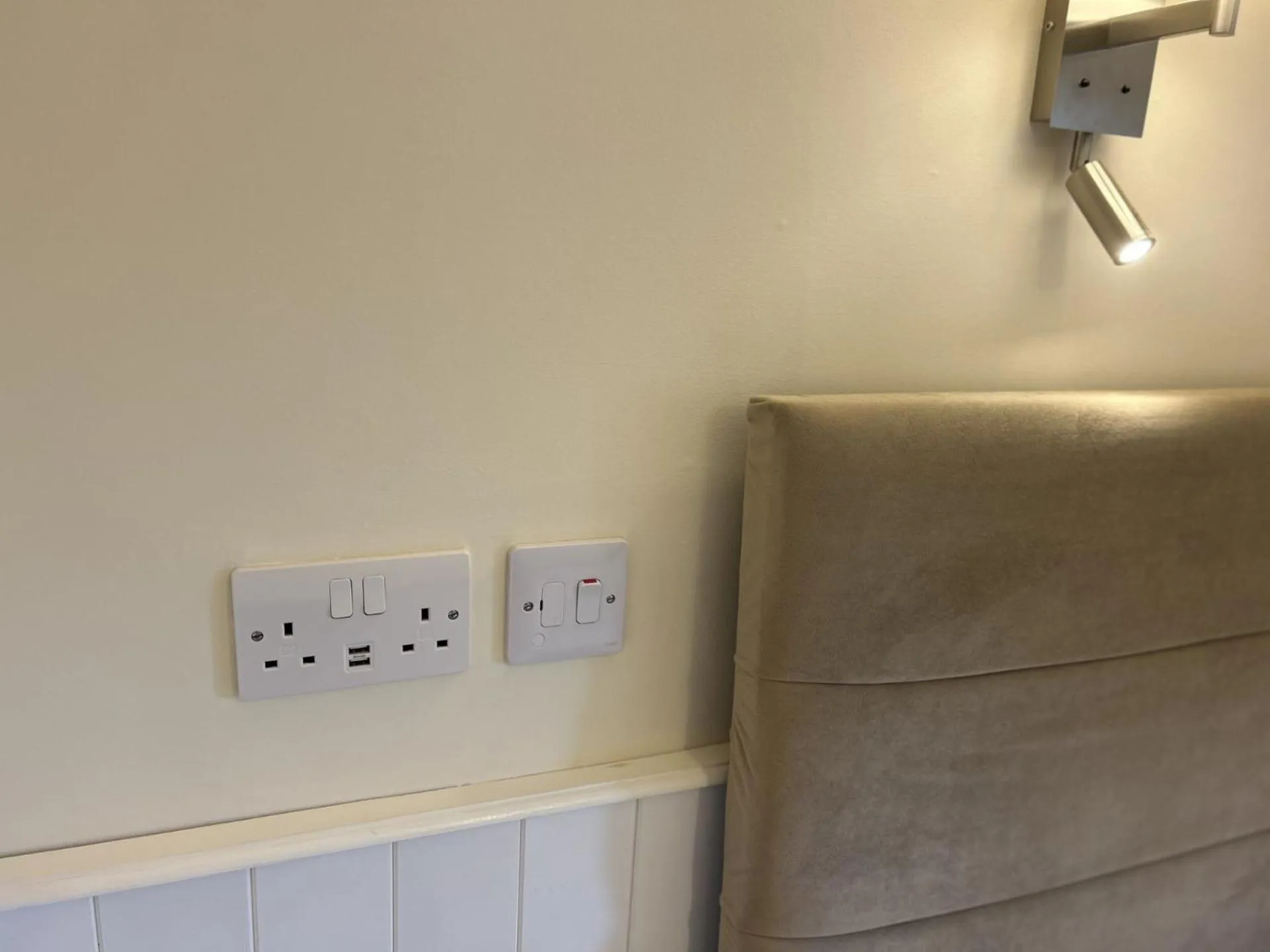 Bedroom in Corunna Bed & Breakfast and Corunna Cottage