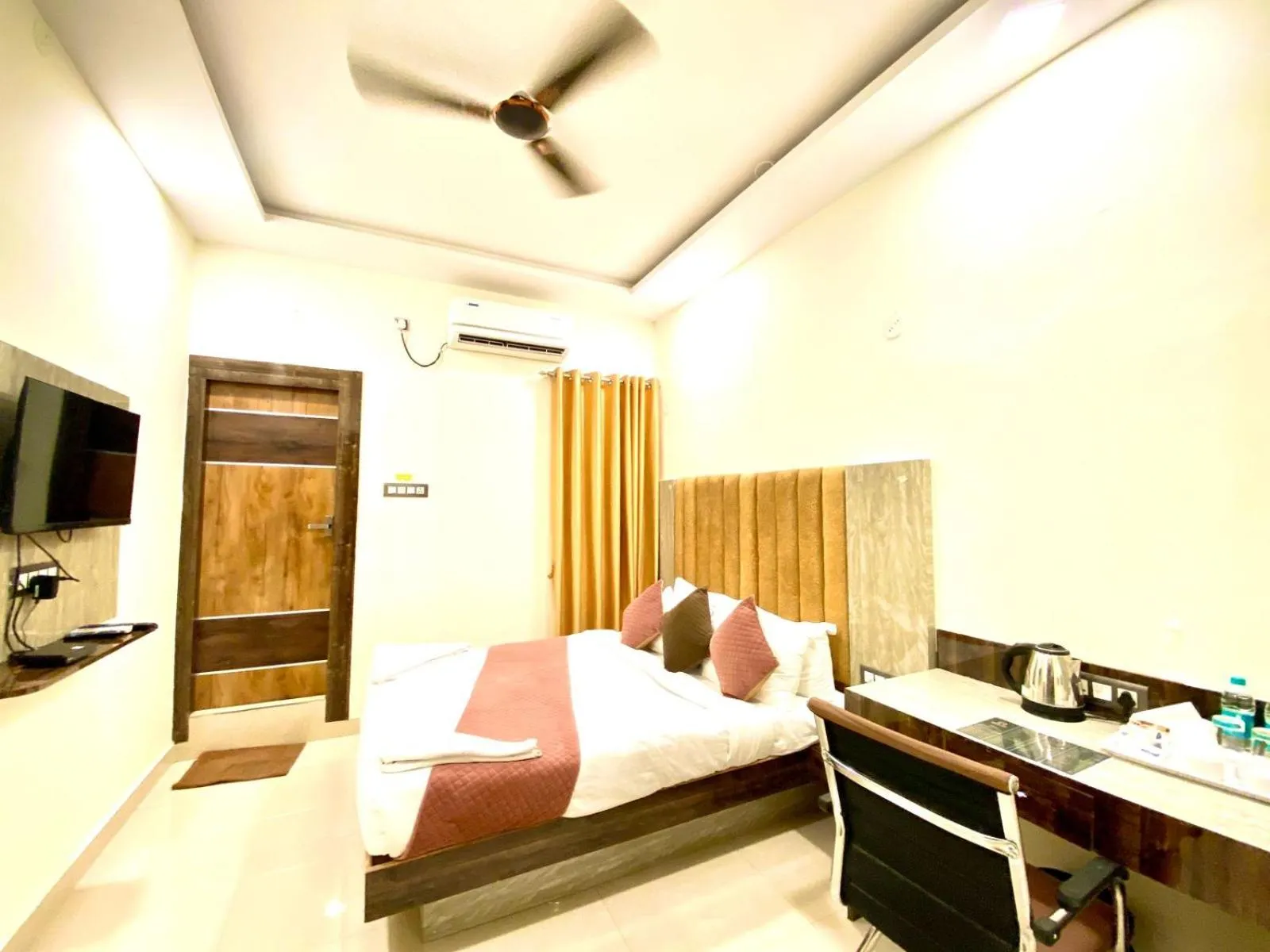 TV and multimedia, Bed in Hotel Sky International- Airport Zone Hyderabad