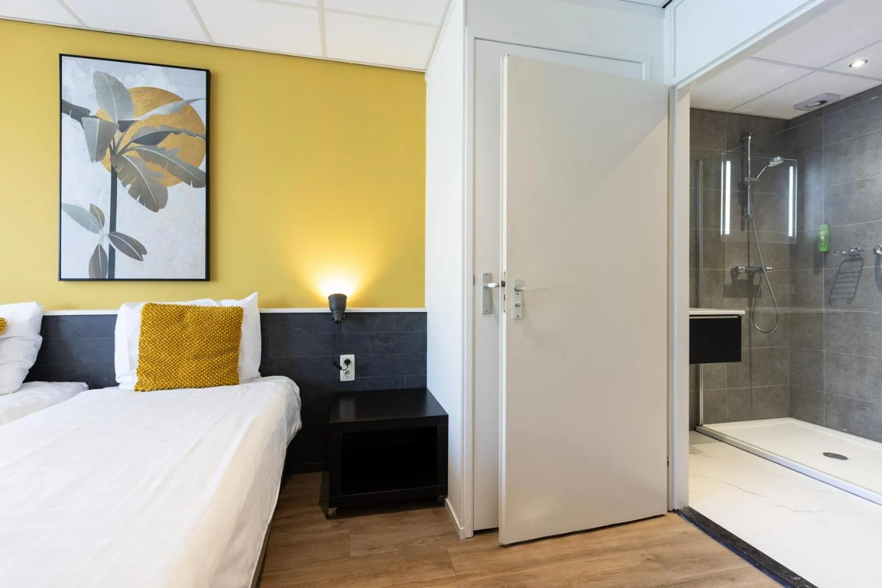 Photo of the whole room, Bed in Aparthotel Delden