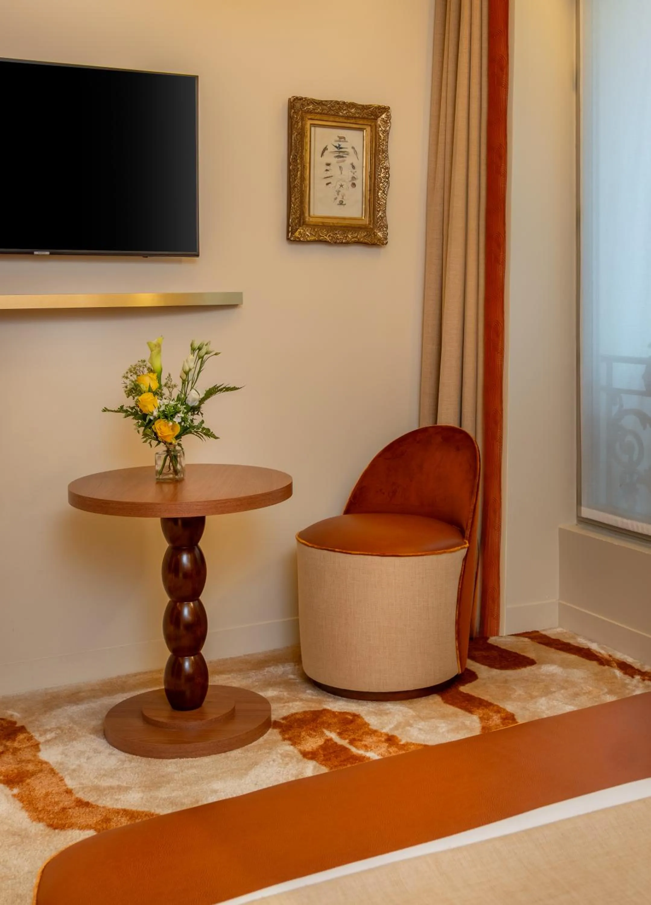 Bedroom in Hôtel La Bourdonnais by Inwood Hotels