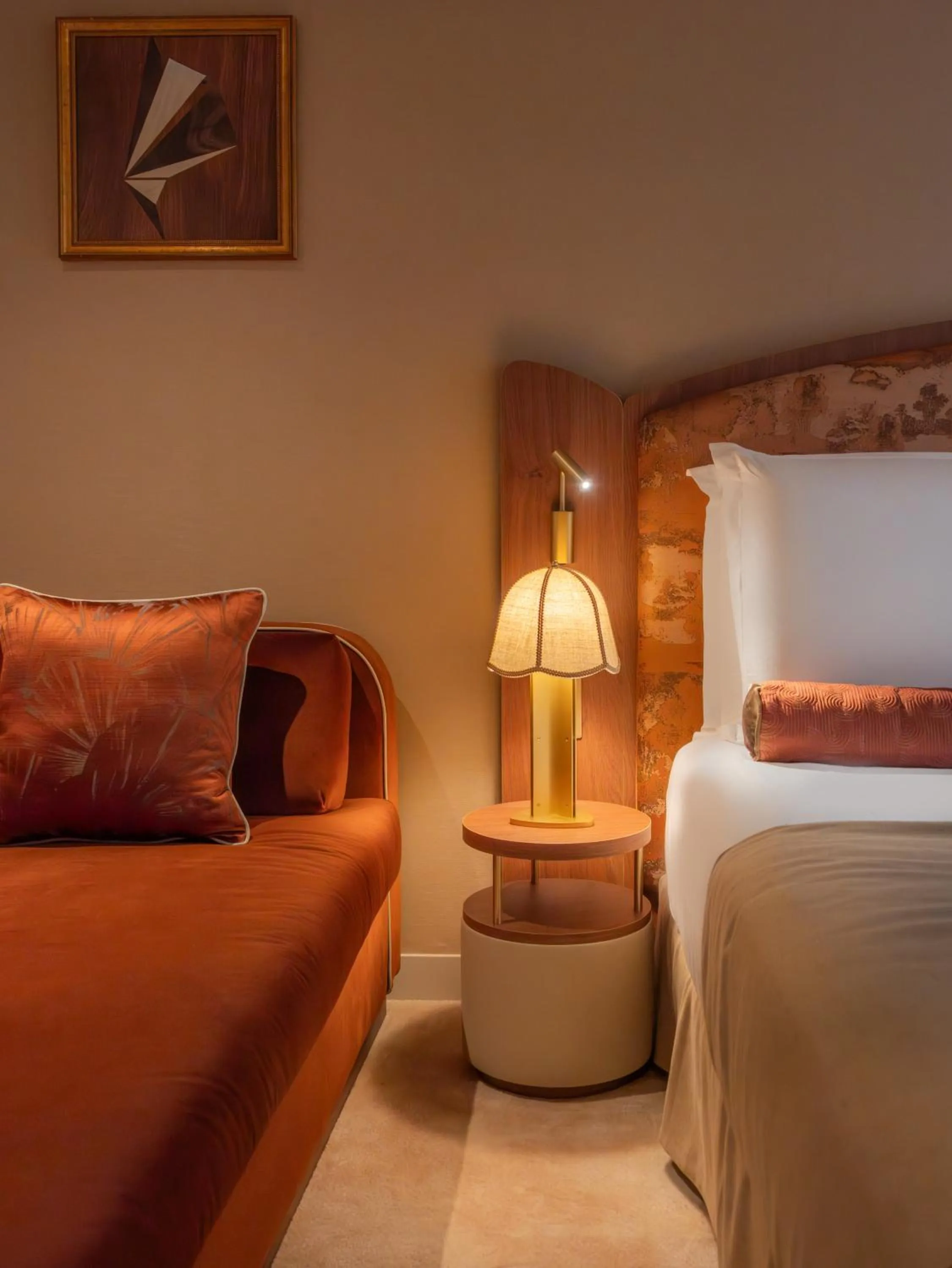 Bedroom, Bed in Hôtel La Bourdonnais by Inwood Hotels