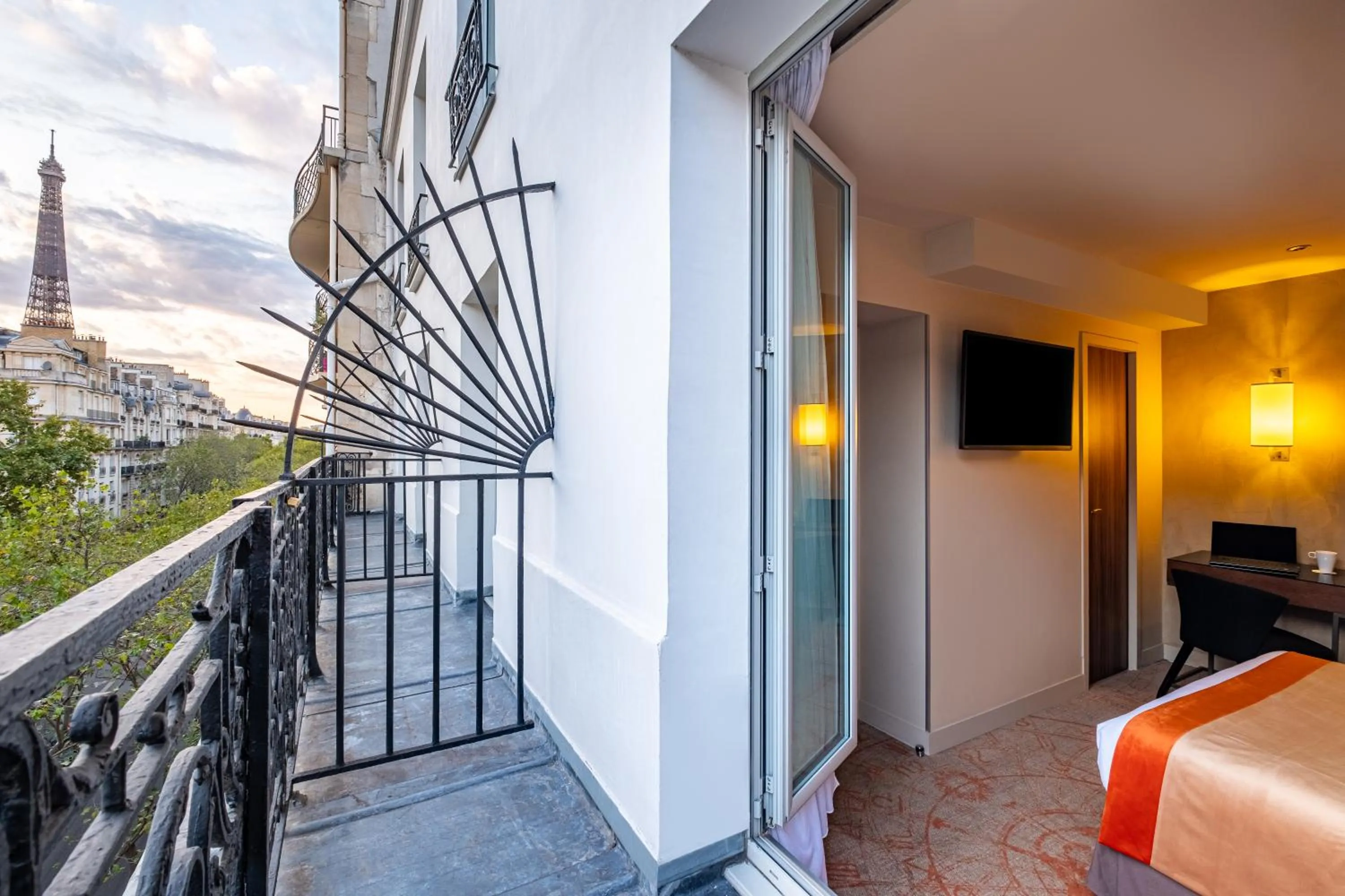 View (from property/room) in Hôtel La Bourdonnais by Inwood Hotels