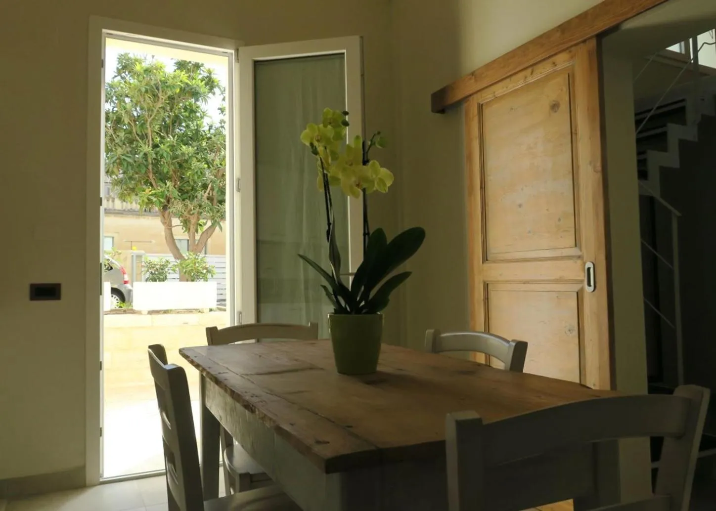 Dining area in Palazzo Ricciardi Residence
