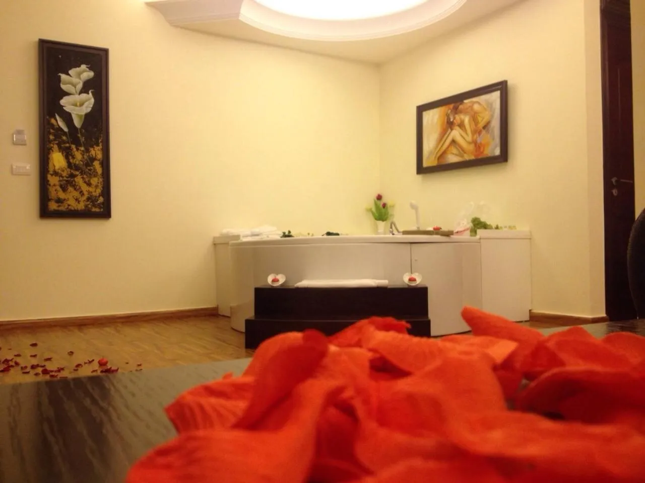 Hot Tub in Al Murjan Palace Hotel Jounieh