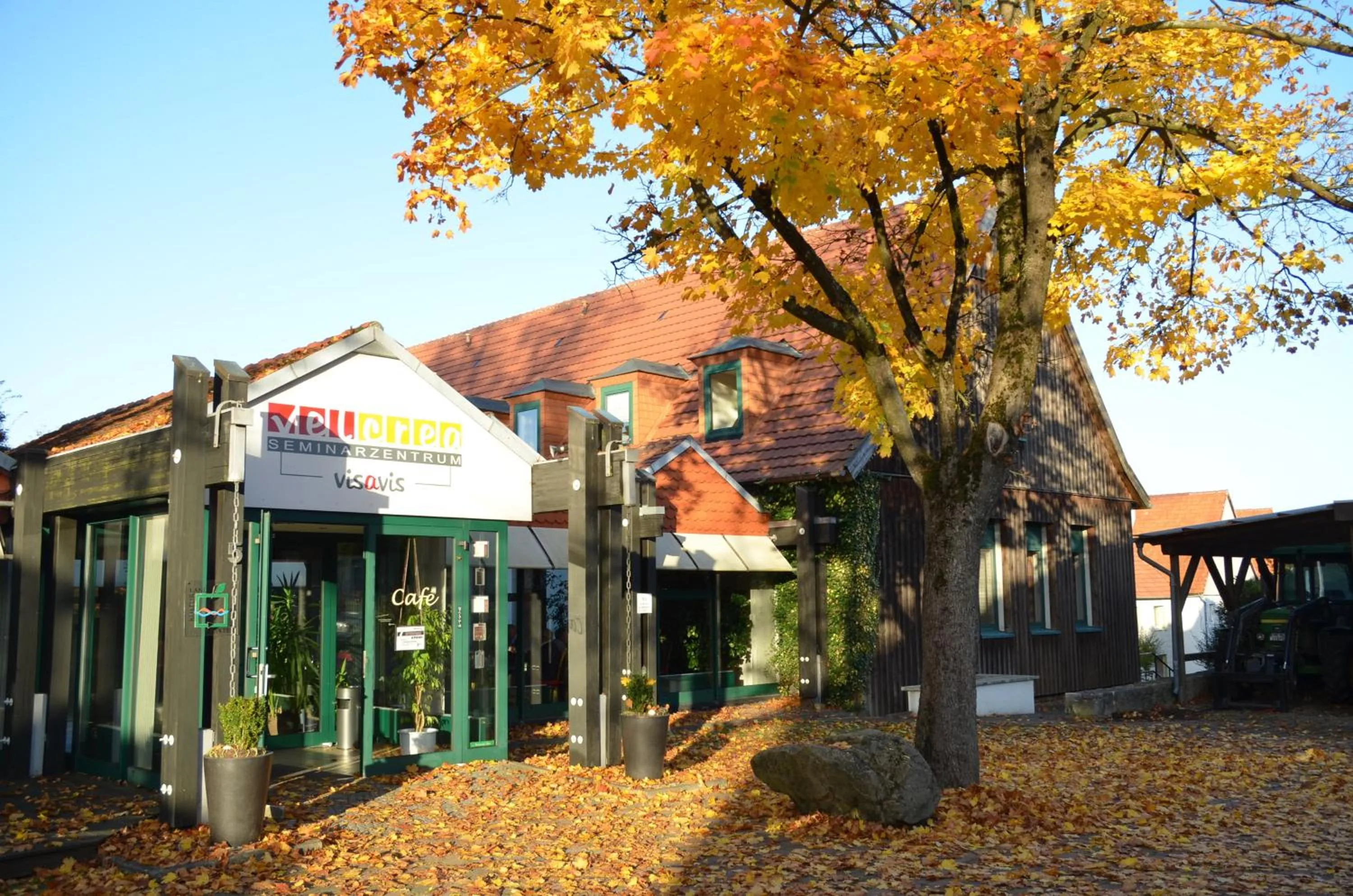 Facade/entrance in velcrea