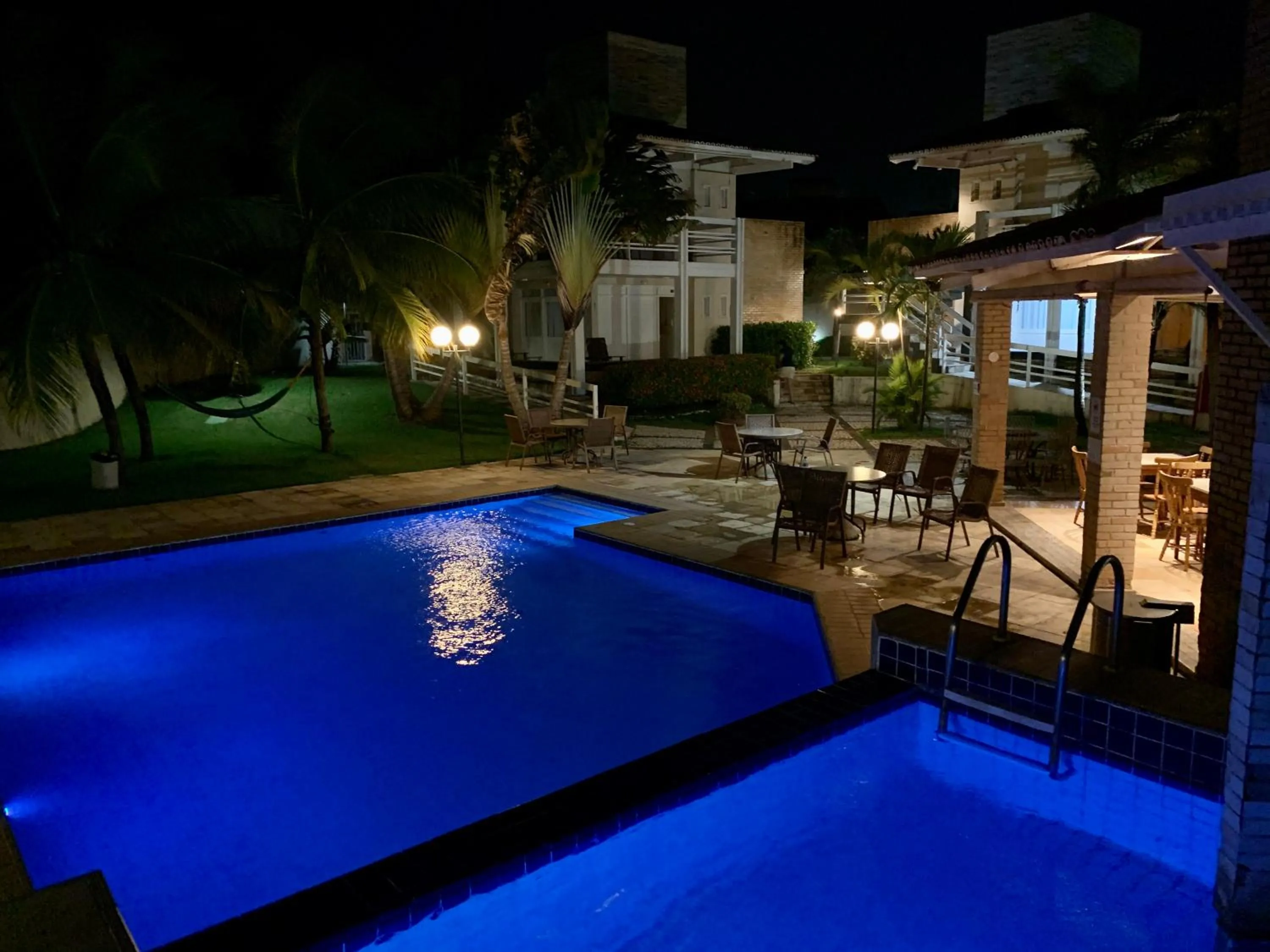 Night in Pousada Tropical Ilhas
