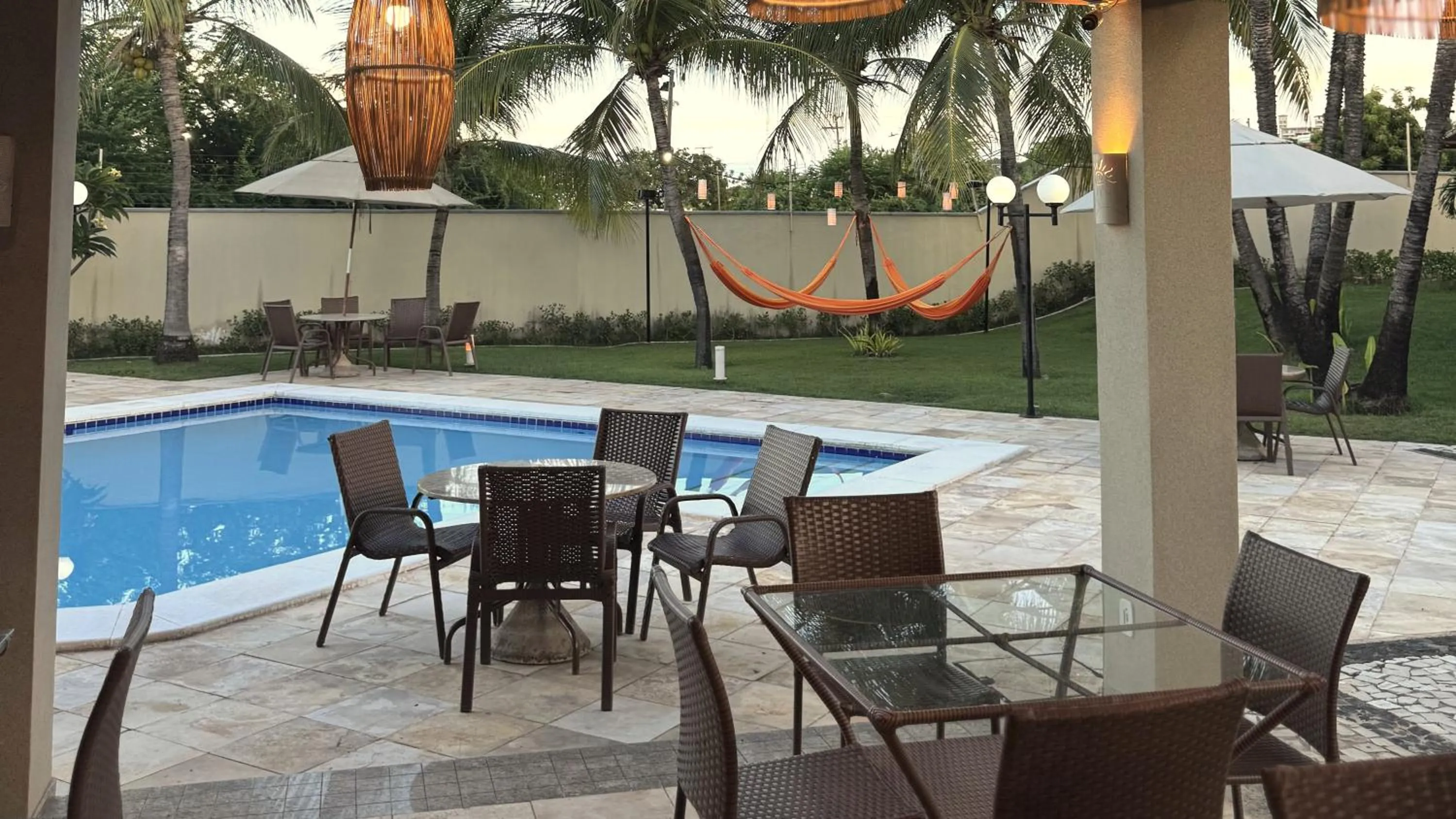 Restaurant/places to eat in Pousada Tropical Ilhas