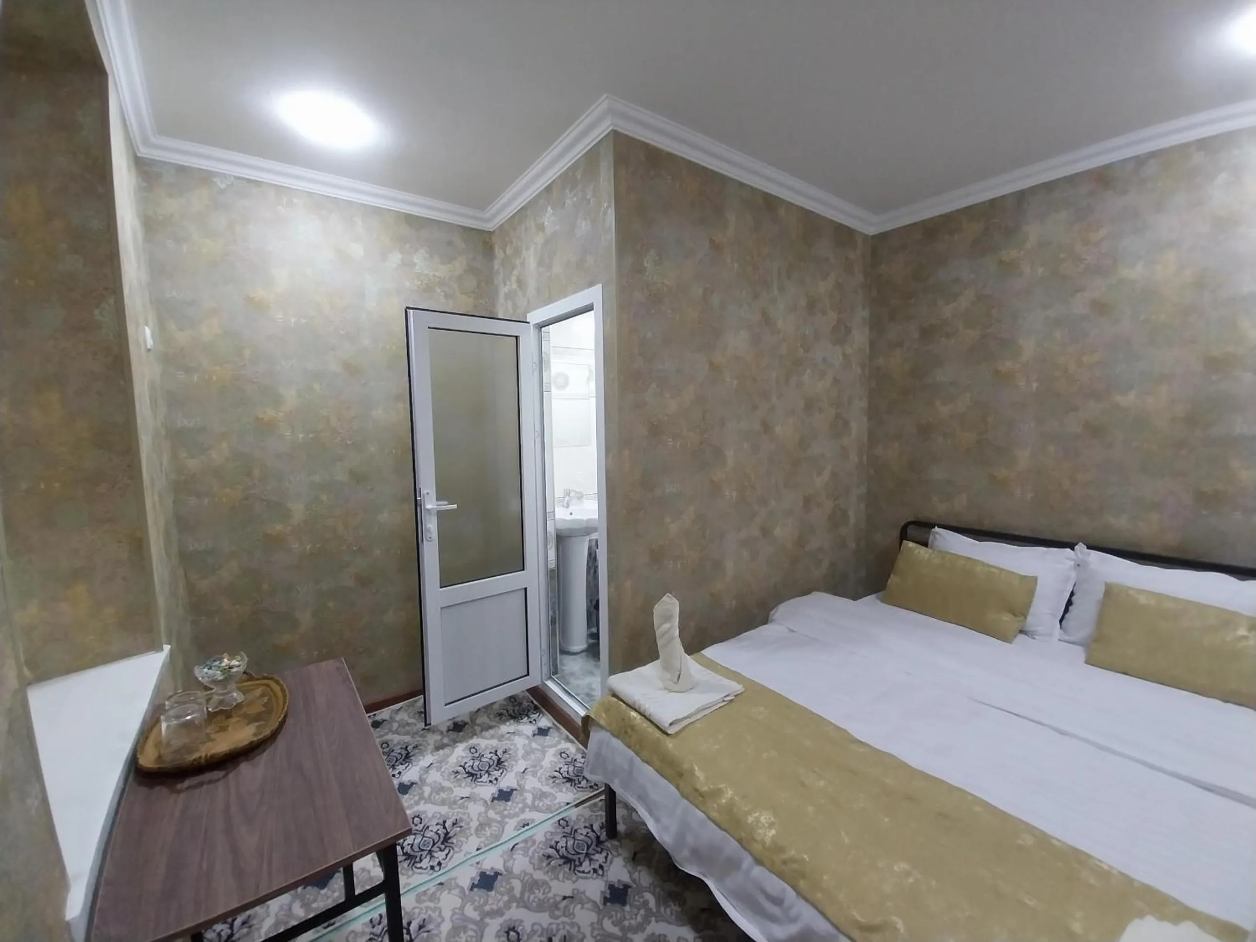 Bed in Reyhana Unique House