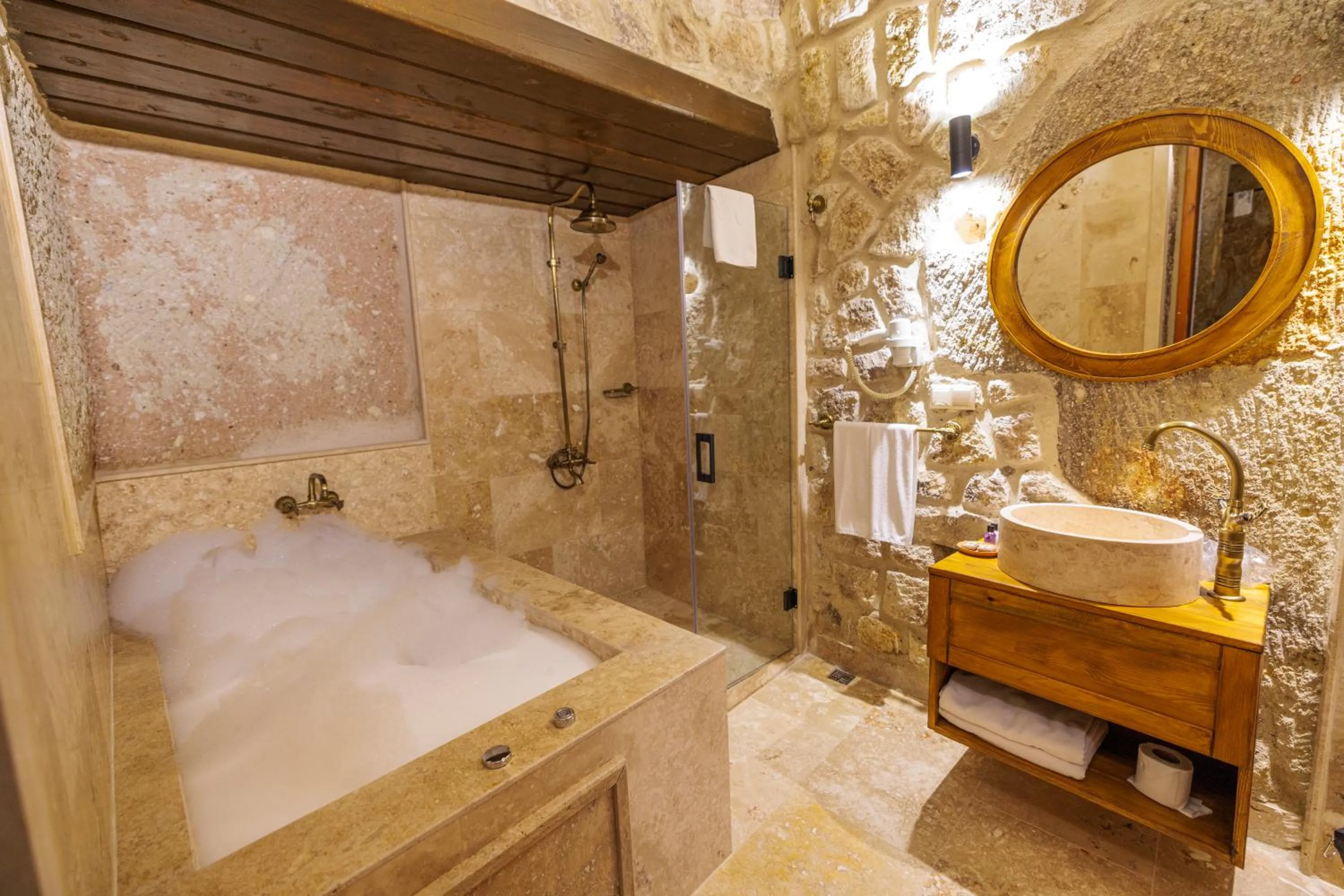 Shower in Canyon Cave Hotel