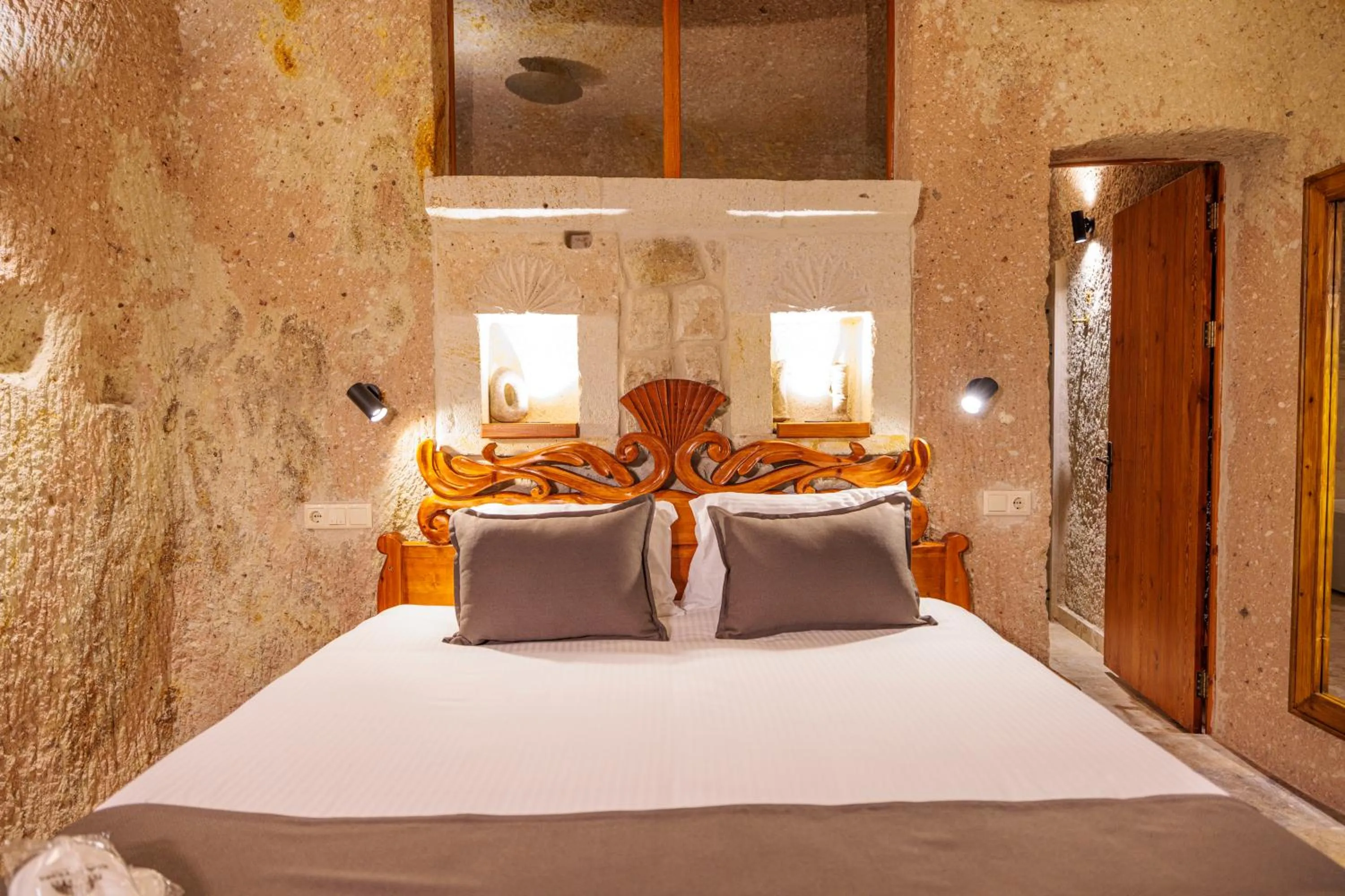 Bed in Canyon Cave Hotel