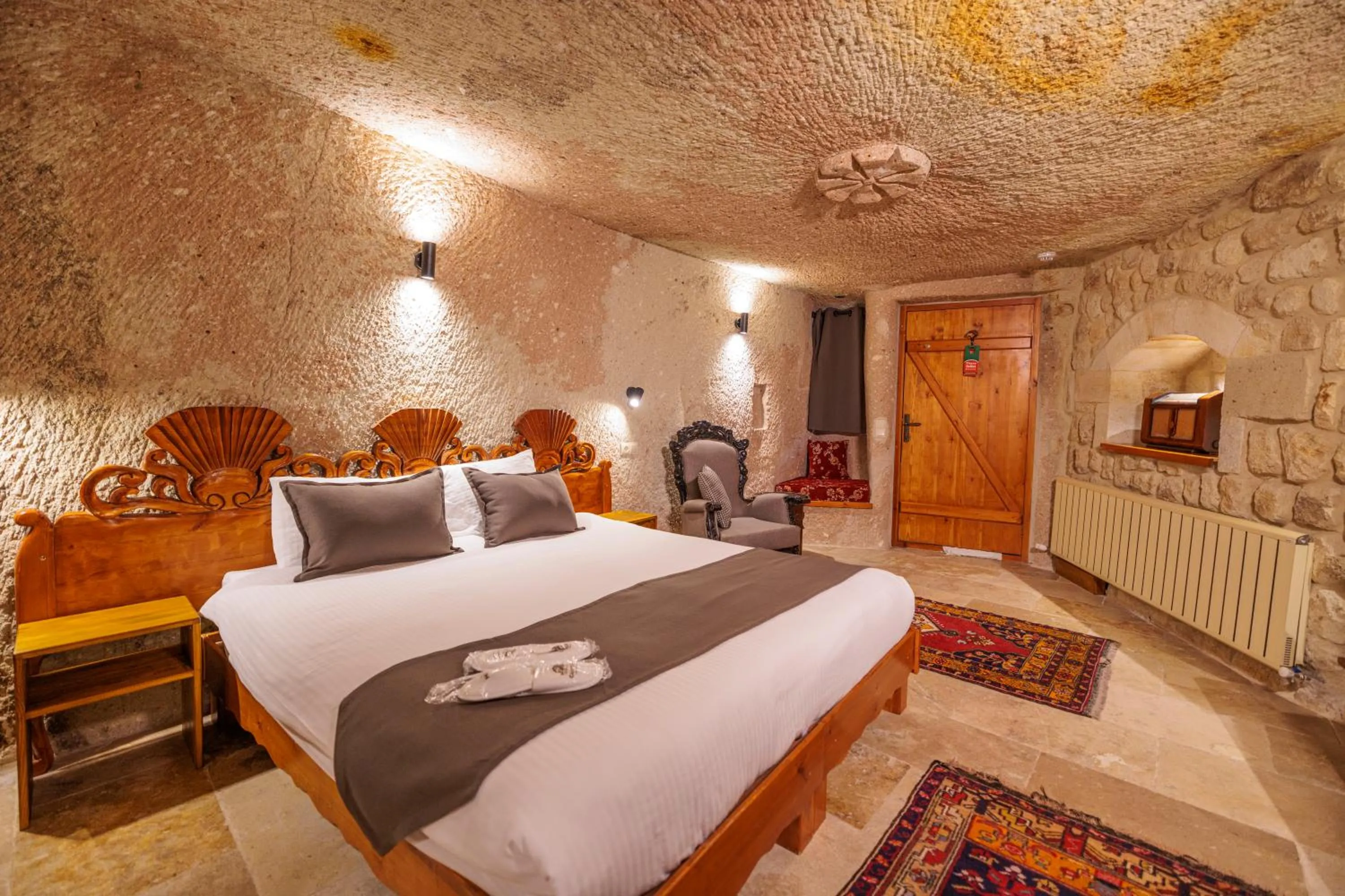 Bed in Canyon Cave Hotel