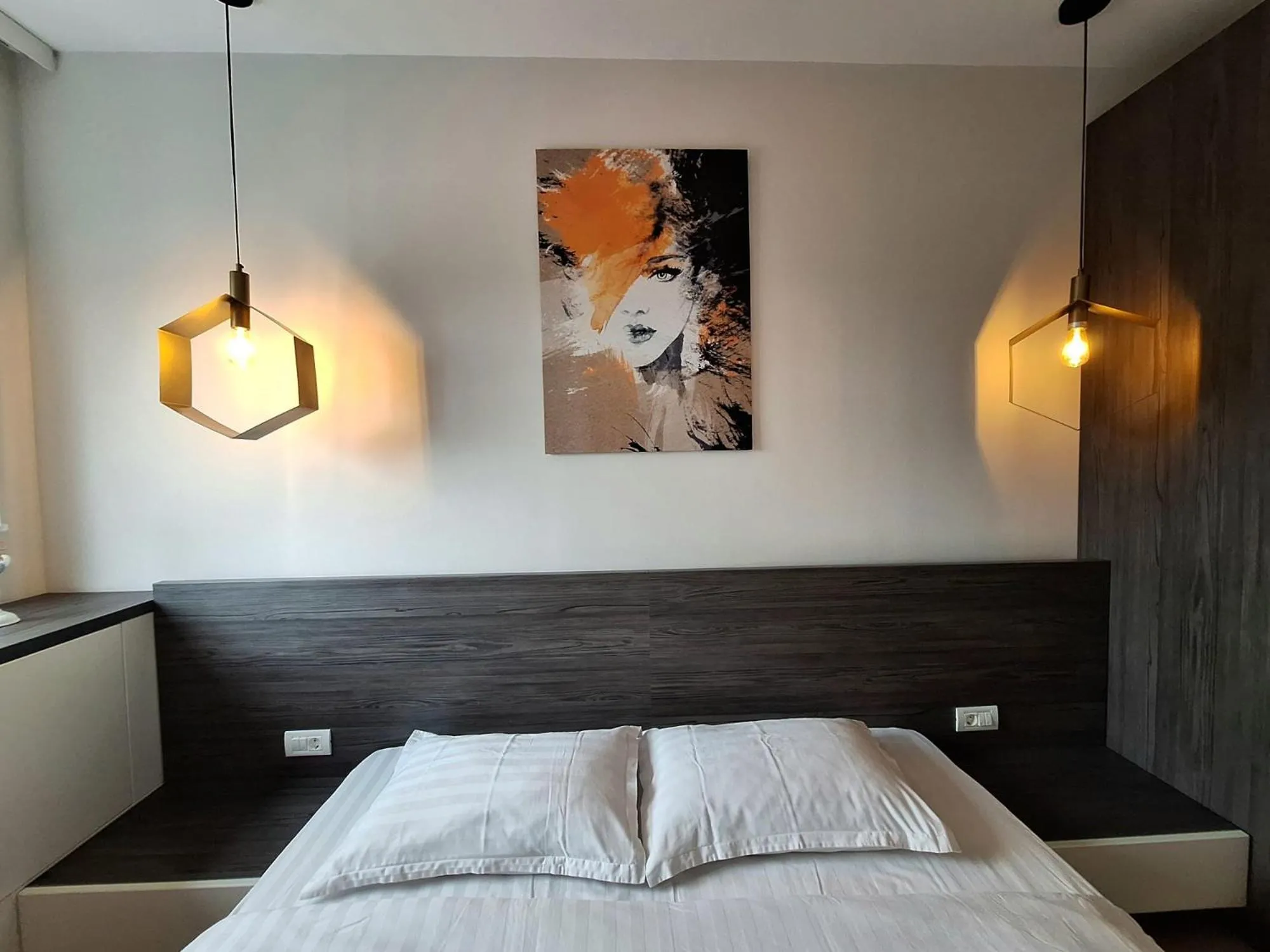 Bed in Panoramic view-Excelent location