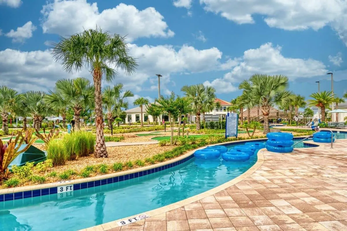 Stunning Home Private Pool Great Location