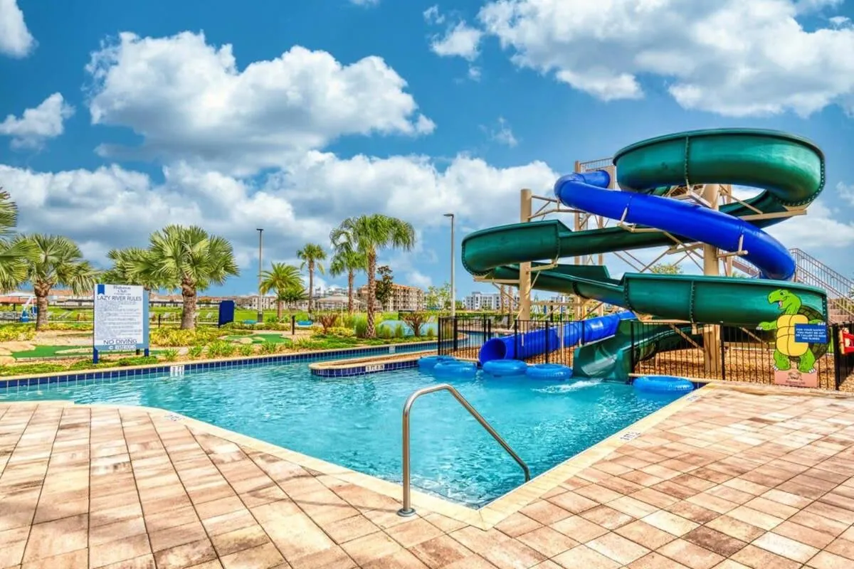 Stunning Home Private Pool Great Location