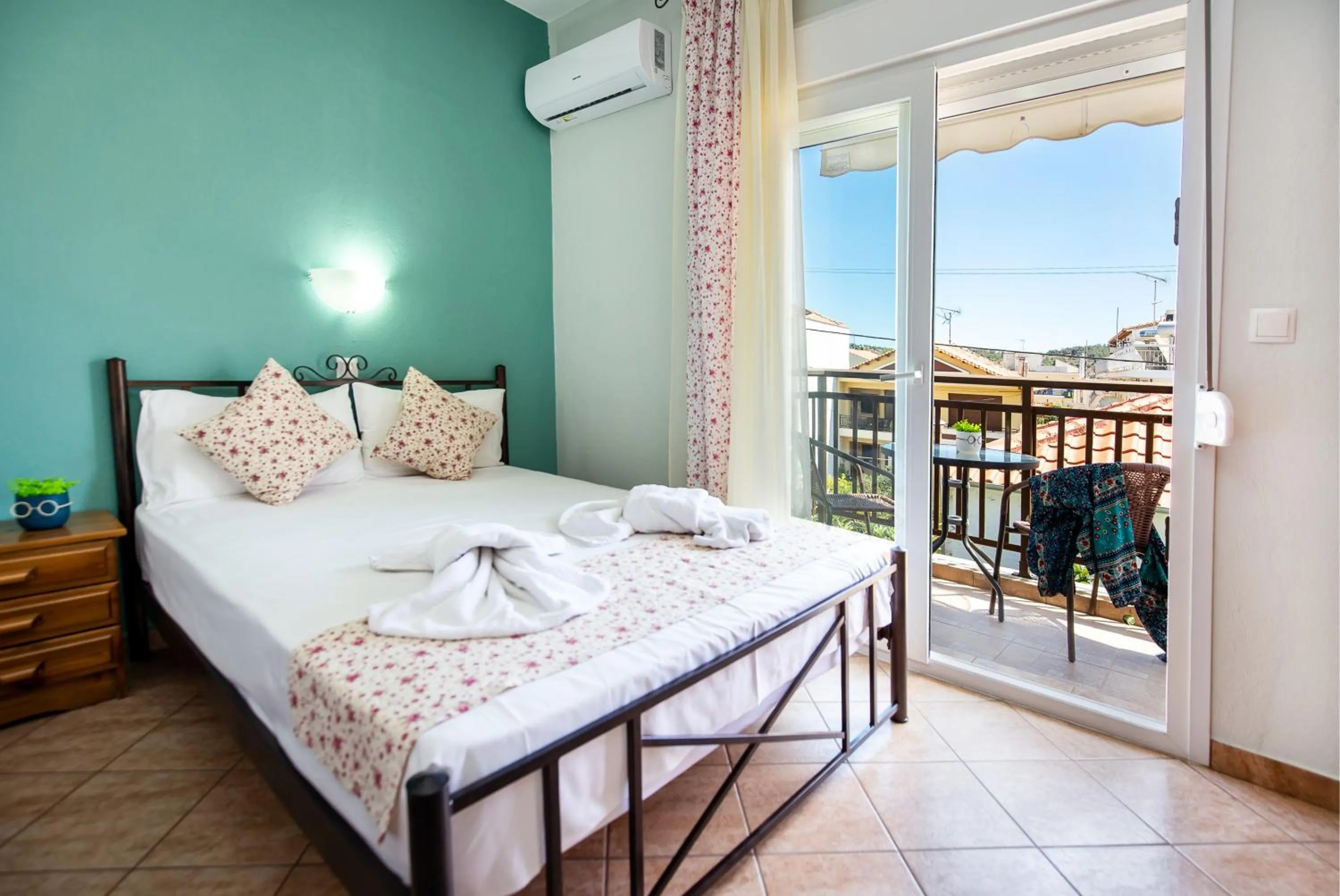 View (from property/room), Bed in Famelia Studios Lampiris