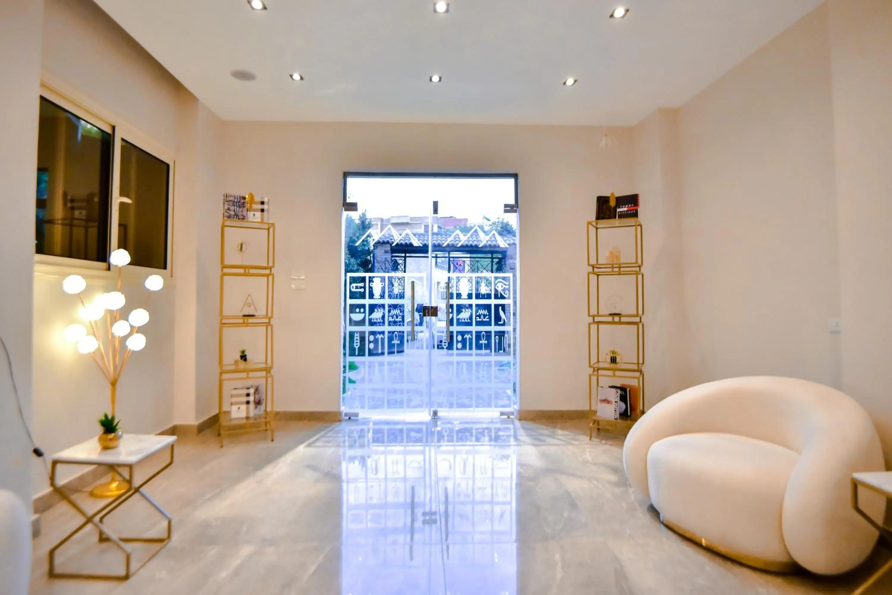 Living room in Solima Pyramids View