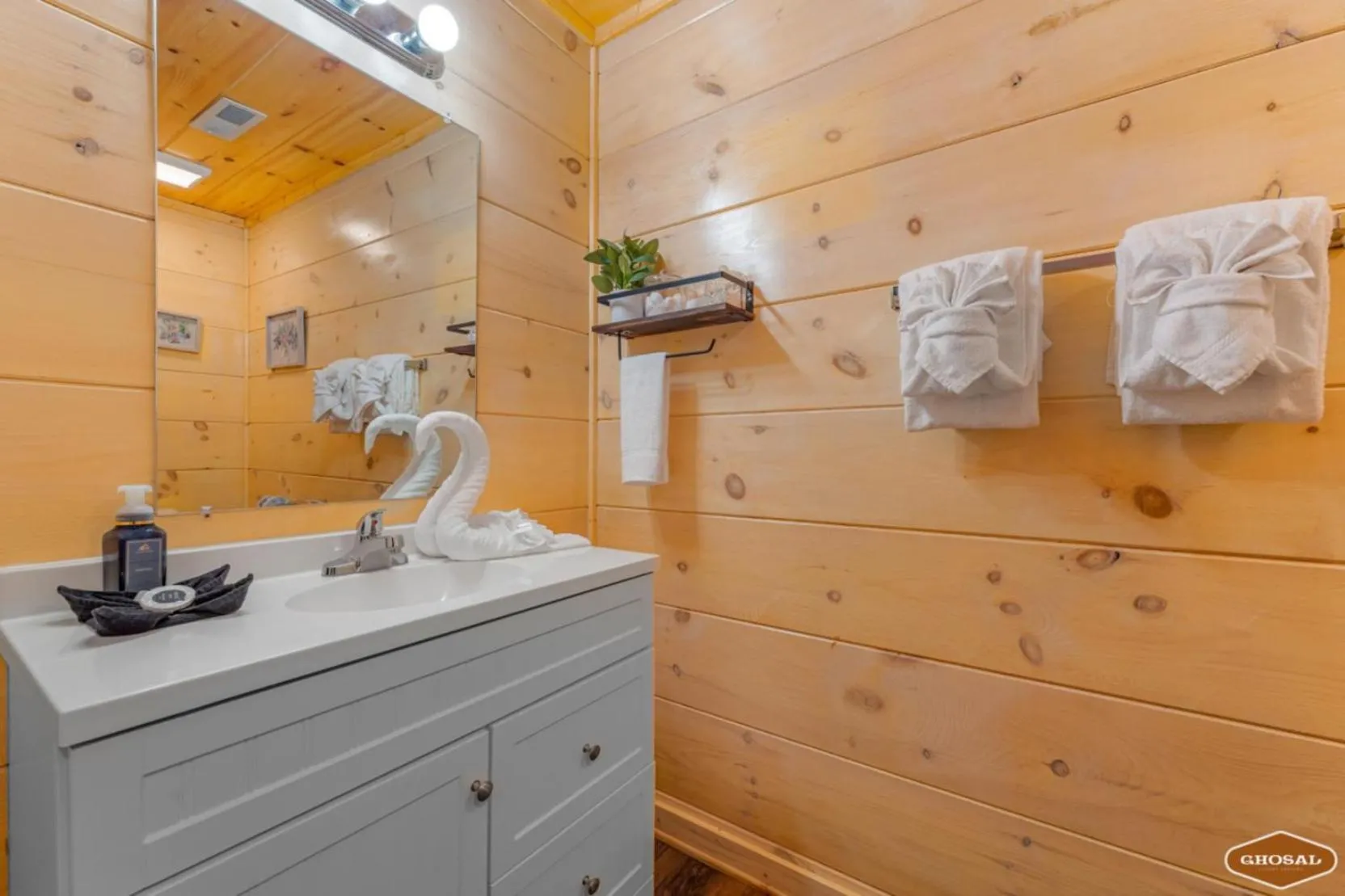 Shower in Enchanted Forest Hideaway by Ghosal Luxury Lodging