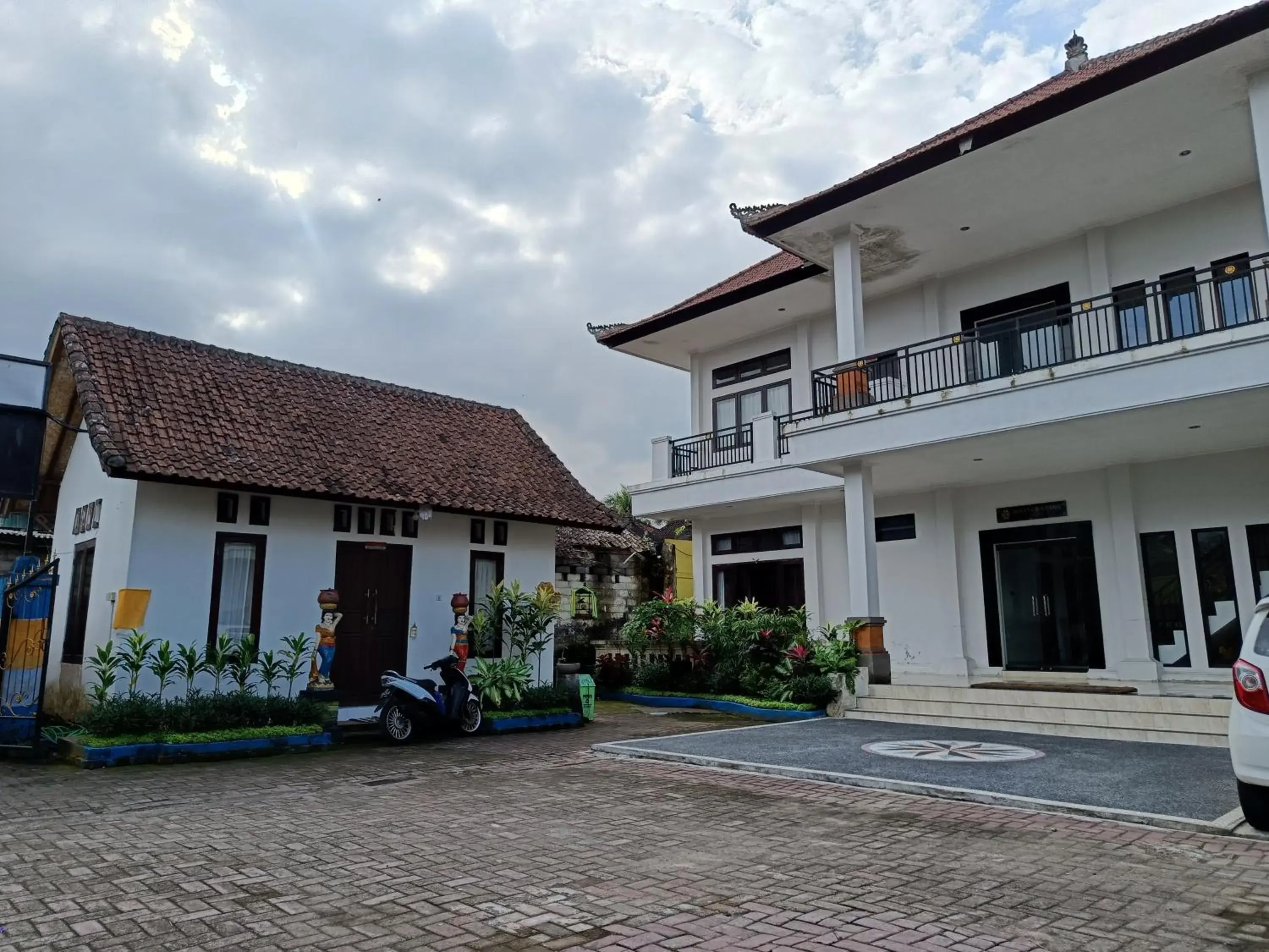 Property building in Wisata Bintang Hotel Property building in Wisata Bintang Hotel