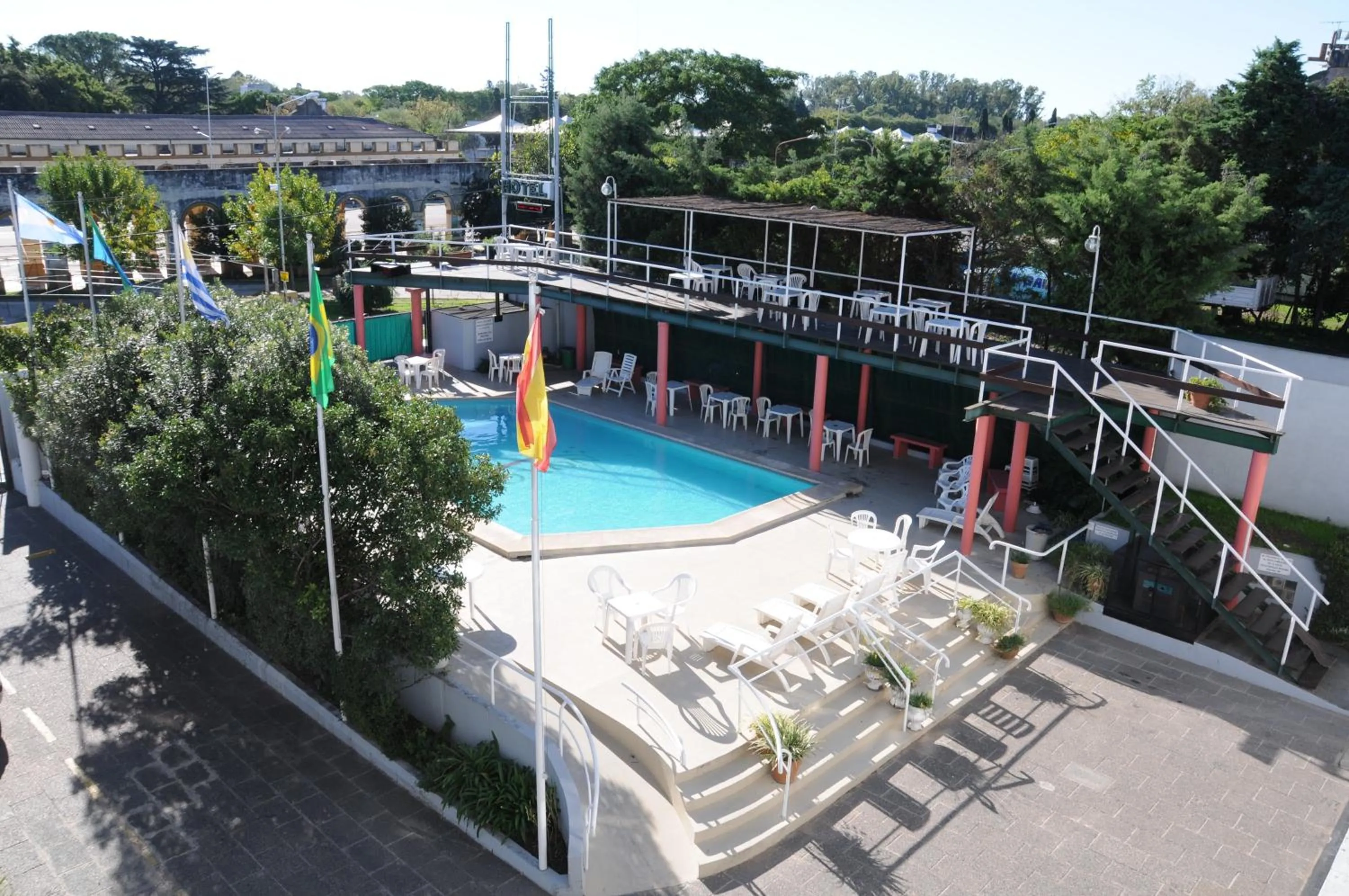 Swimming pool in Hotel Hoxon