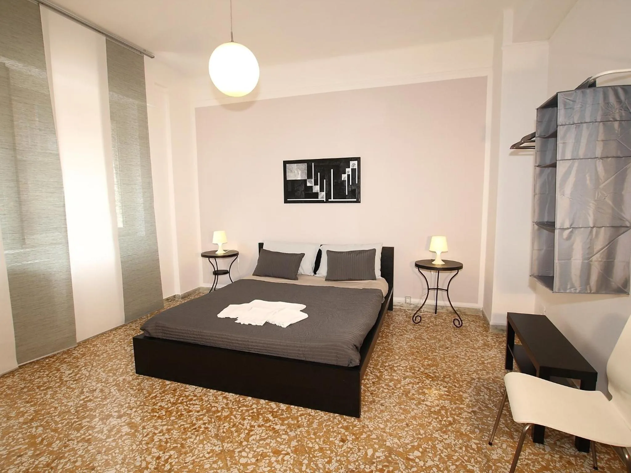 Bedroom, Bed in Kalefati Palace Loc.Turistica