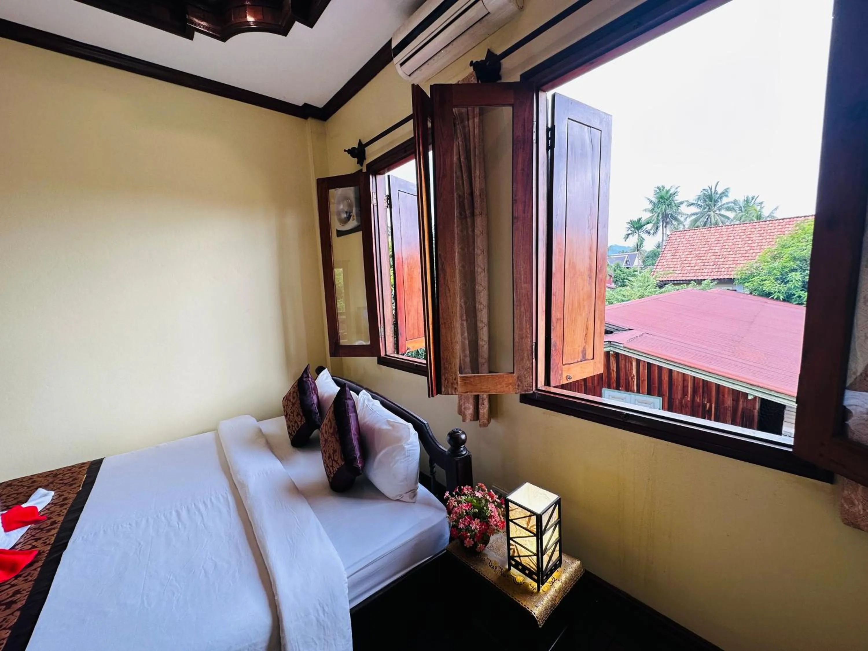 Bed in Visoun Luang Prabang Hotel