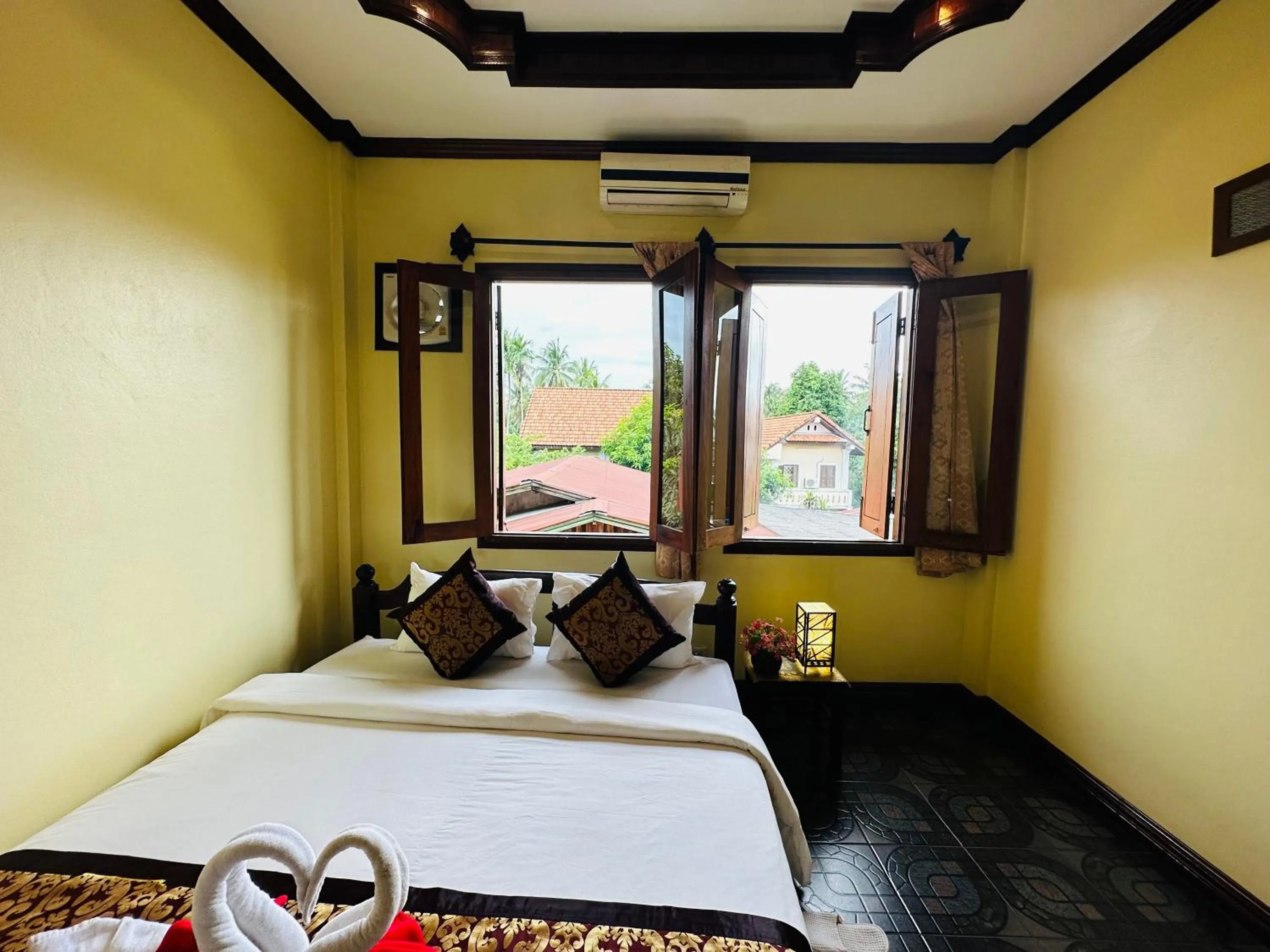 Bed in Visoun Luang Prabang Hotel