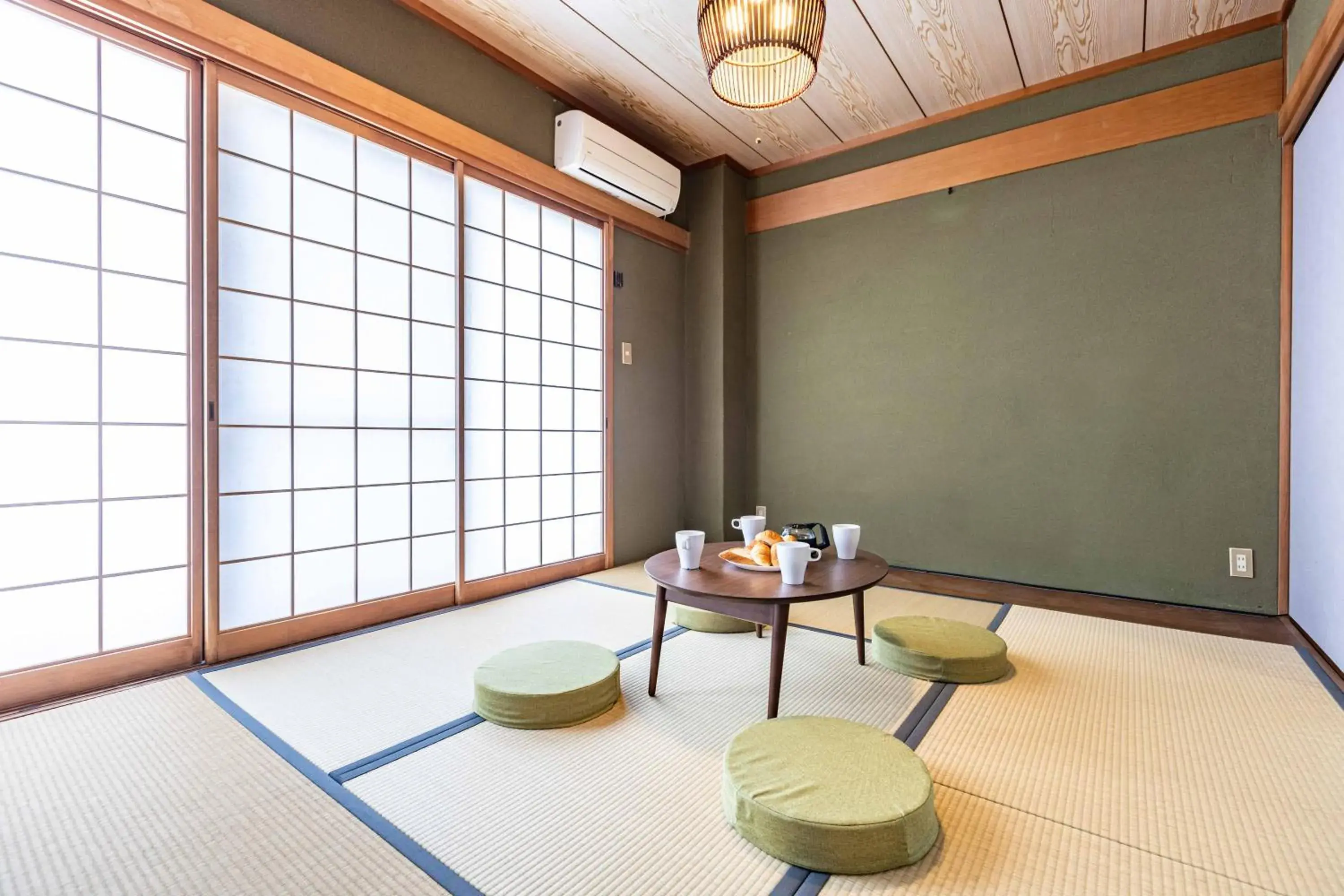 Dining area in Azami Ann Maisonette Dining area in Azami Ann Maisonette