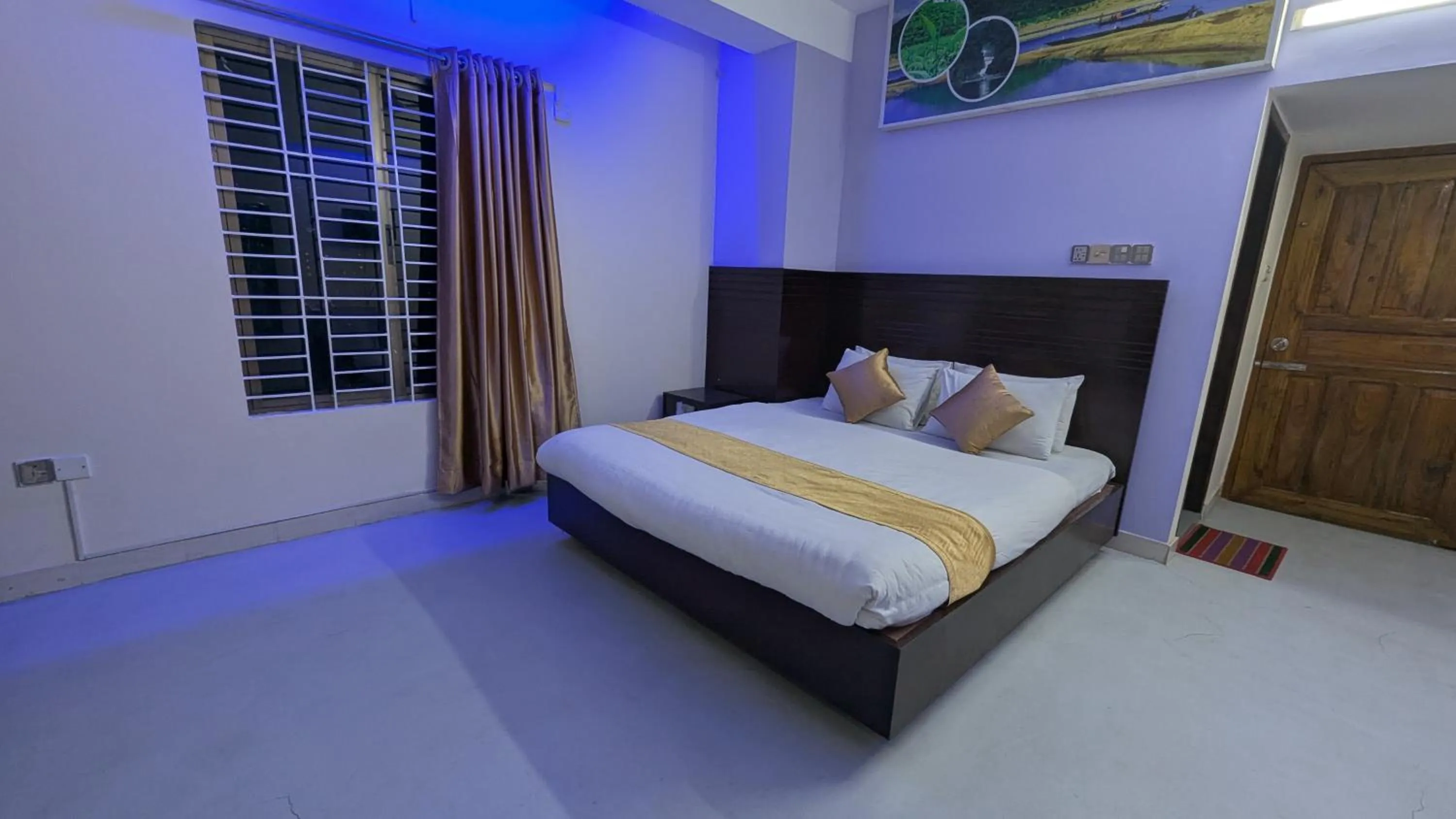 Bed in Hotel Royal Palm