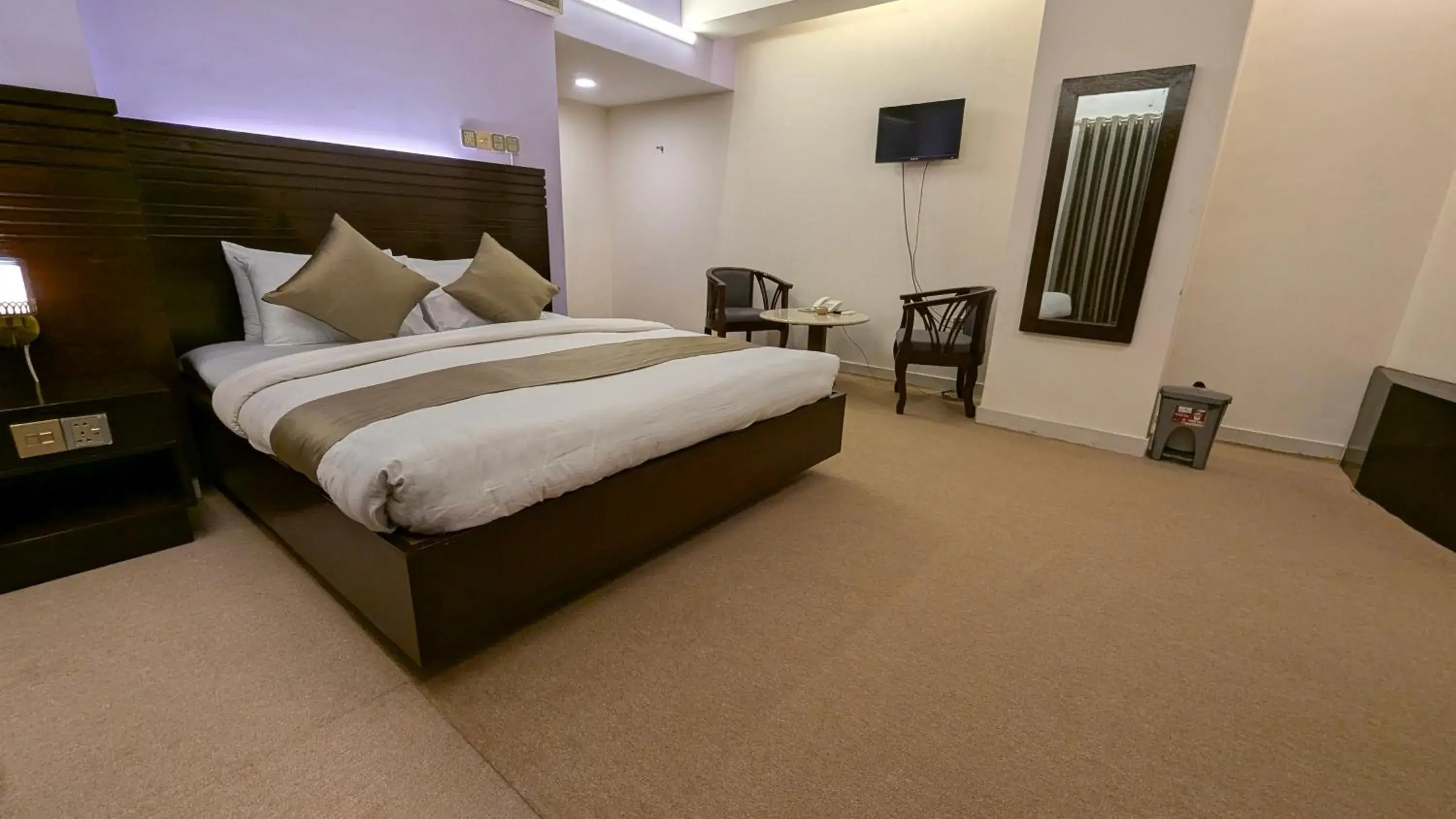 King Room with Balcony in Hotel Royal Palm King Room with Balcony in Hotel Royal Palm